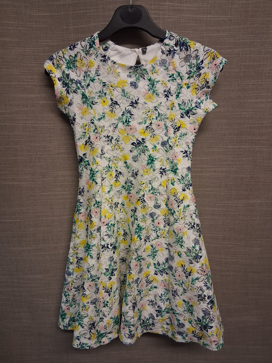 Primark Girls White Multicolour Floral Lace Skater Dress Cap Sleeve Age 6-7 Years