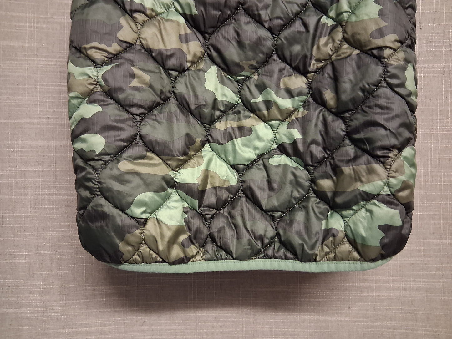 Marks & Spencer Boys Green Camouflage Lightly Padded Bodywarmer Gilet Age 3-4 Years