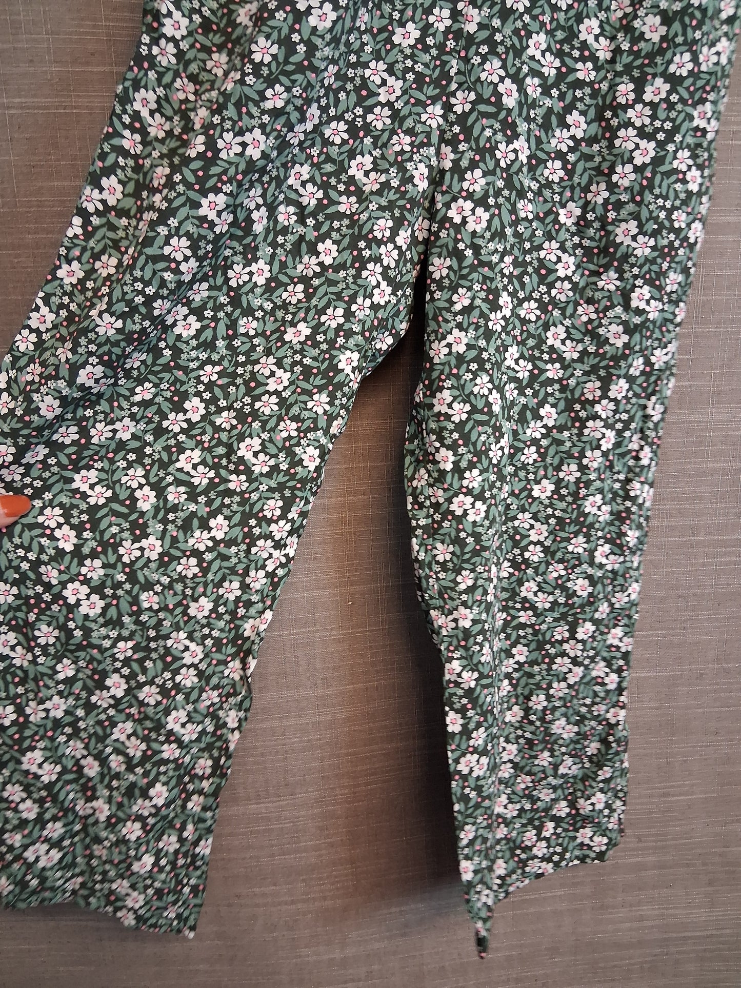 H&M Girls Green Floral Short Sleeve Jumpsuit Age 6-7 Years New