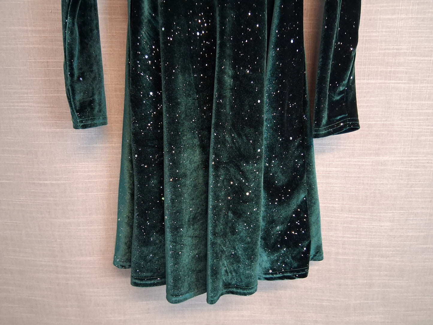 Shein Girls Green Sparkly Velour Dress with Belt Age 9-10 Years
