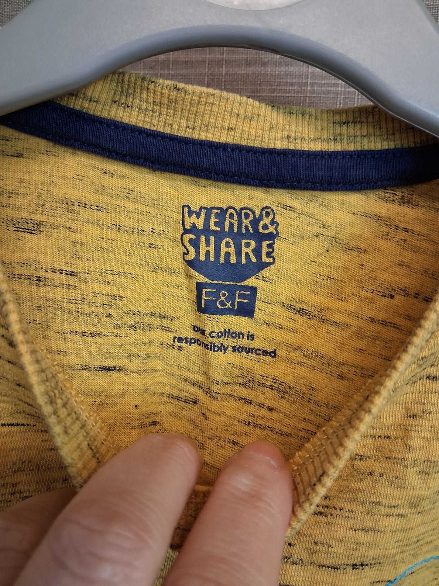 F&F Boys Yellow Long Sleeve T-Shirt Jersey Age 4-5 Years