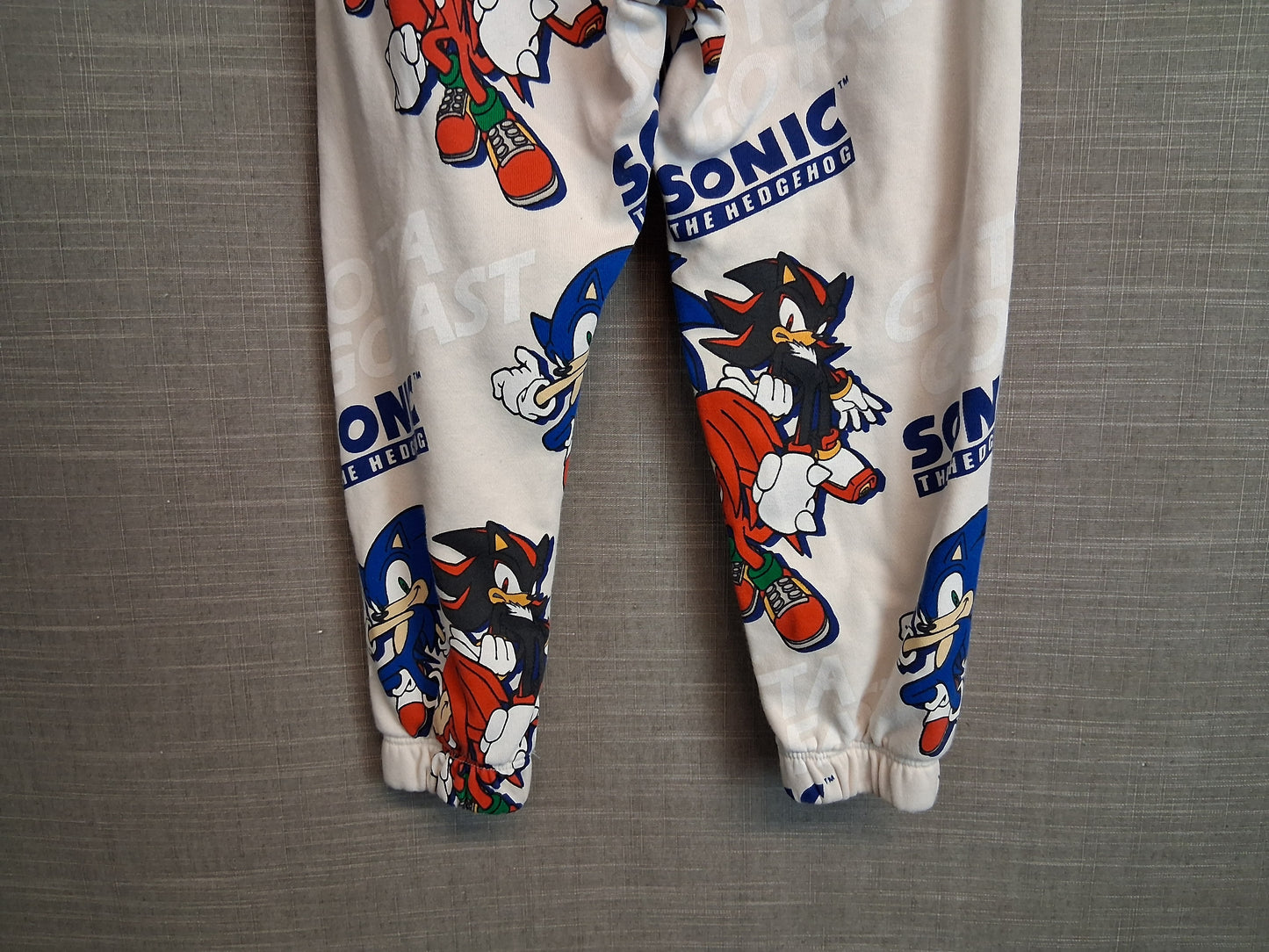 H&M Boys Sonic the Hedgehog Joggers Cream Age 4-5 Years