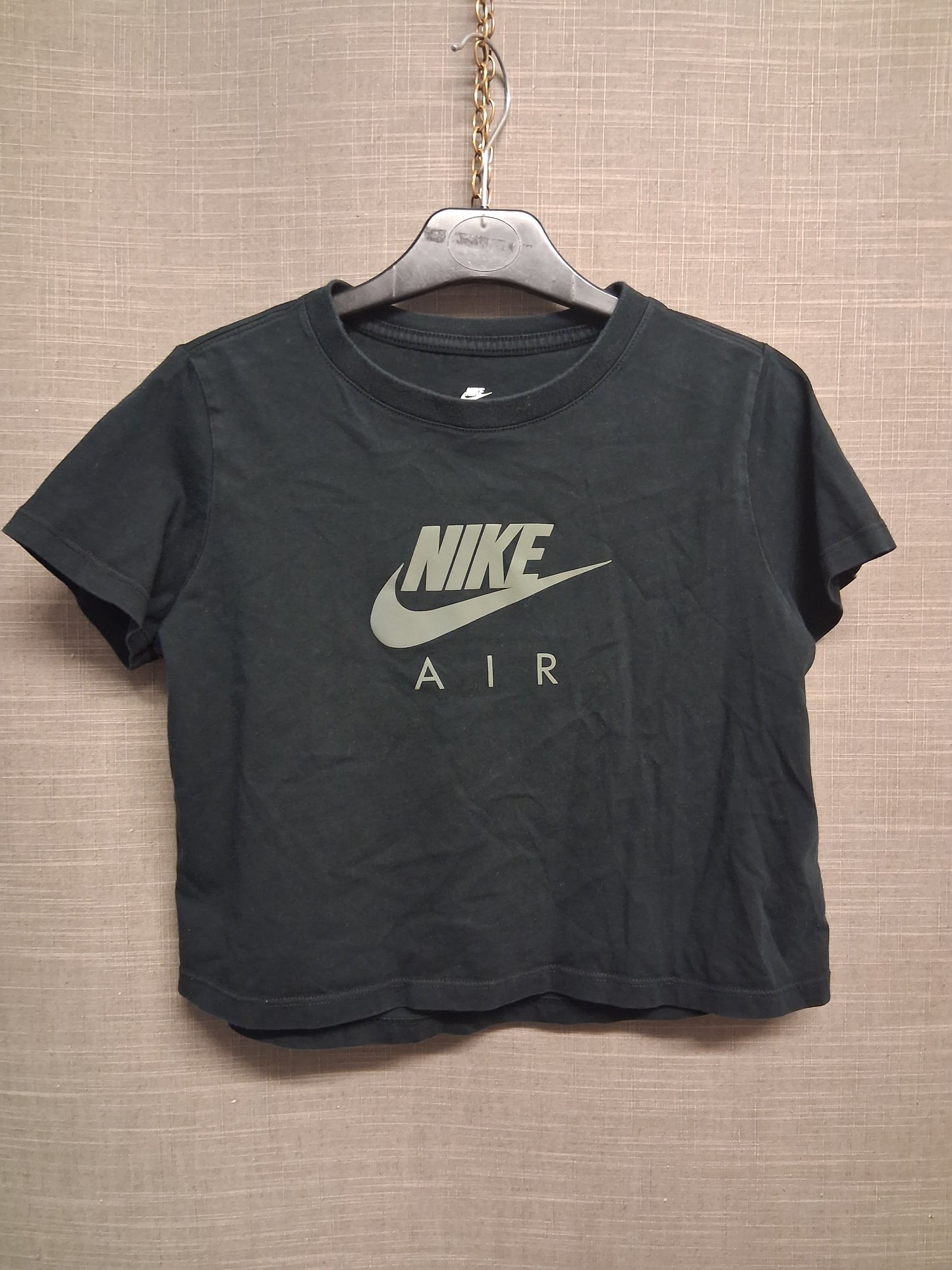 Nike Air Crop Black T-Shirt Short Sleeve Age 11-13 Years