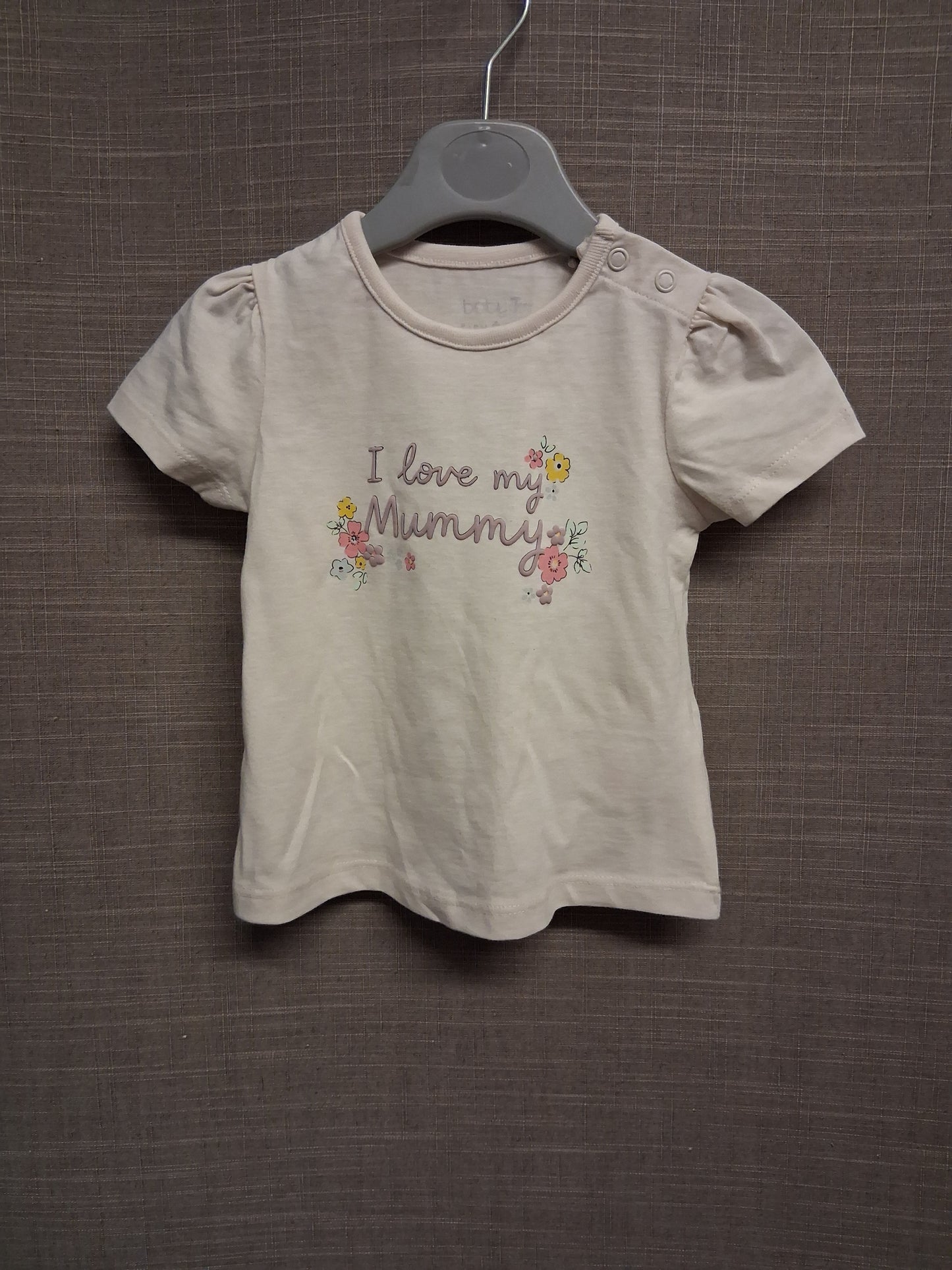 TU Girls 'I love my Mummy' Cream Short Sleeve T-Shirt Age 6-9 Months