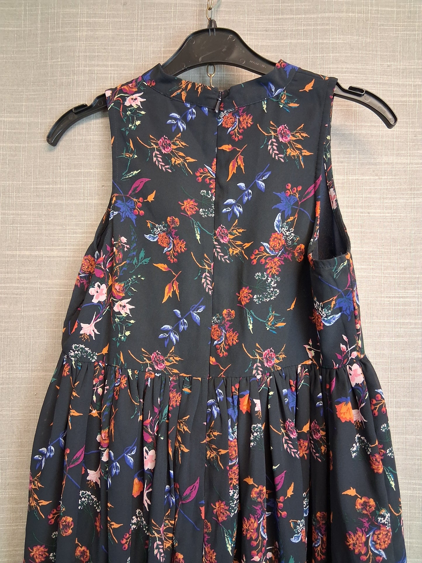 Next Girls Black Floral Sequin Sleeveless Dress Age 10 Years