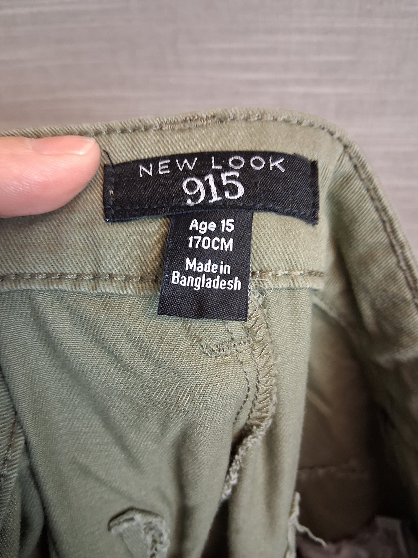 New Look Girls Cargo Trousers Khaki Green Age 15 Years
