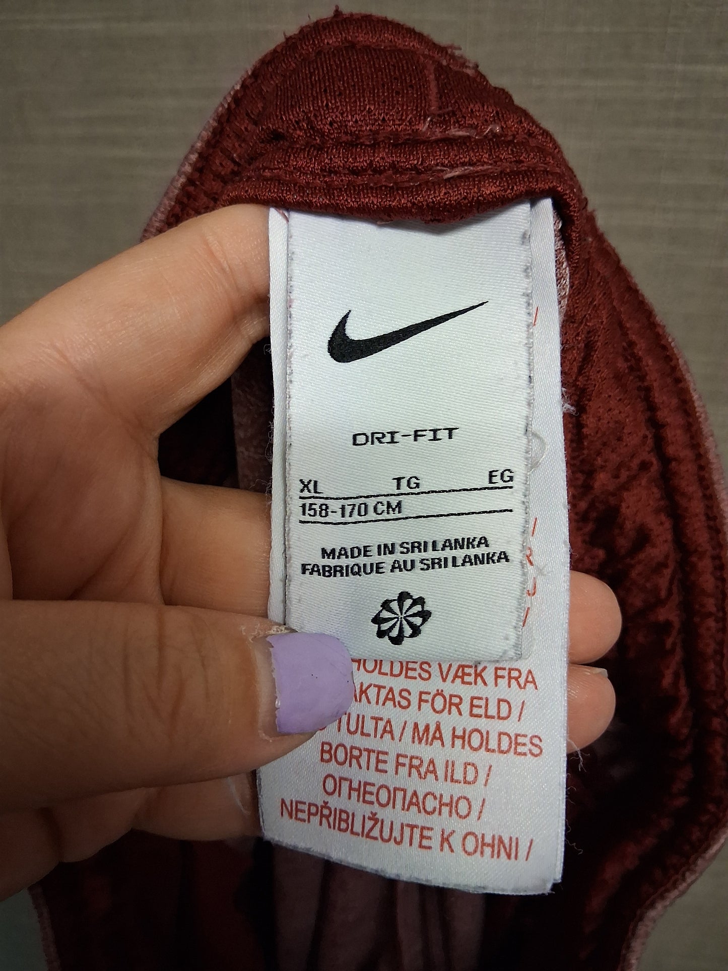 Nike Boys Joggers Burgundy Age 13-15 Years Zip Hem