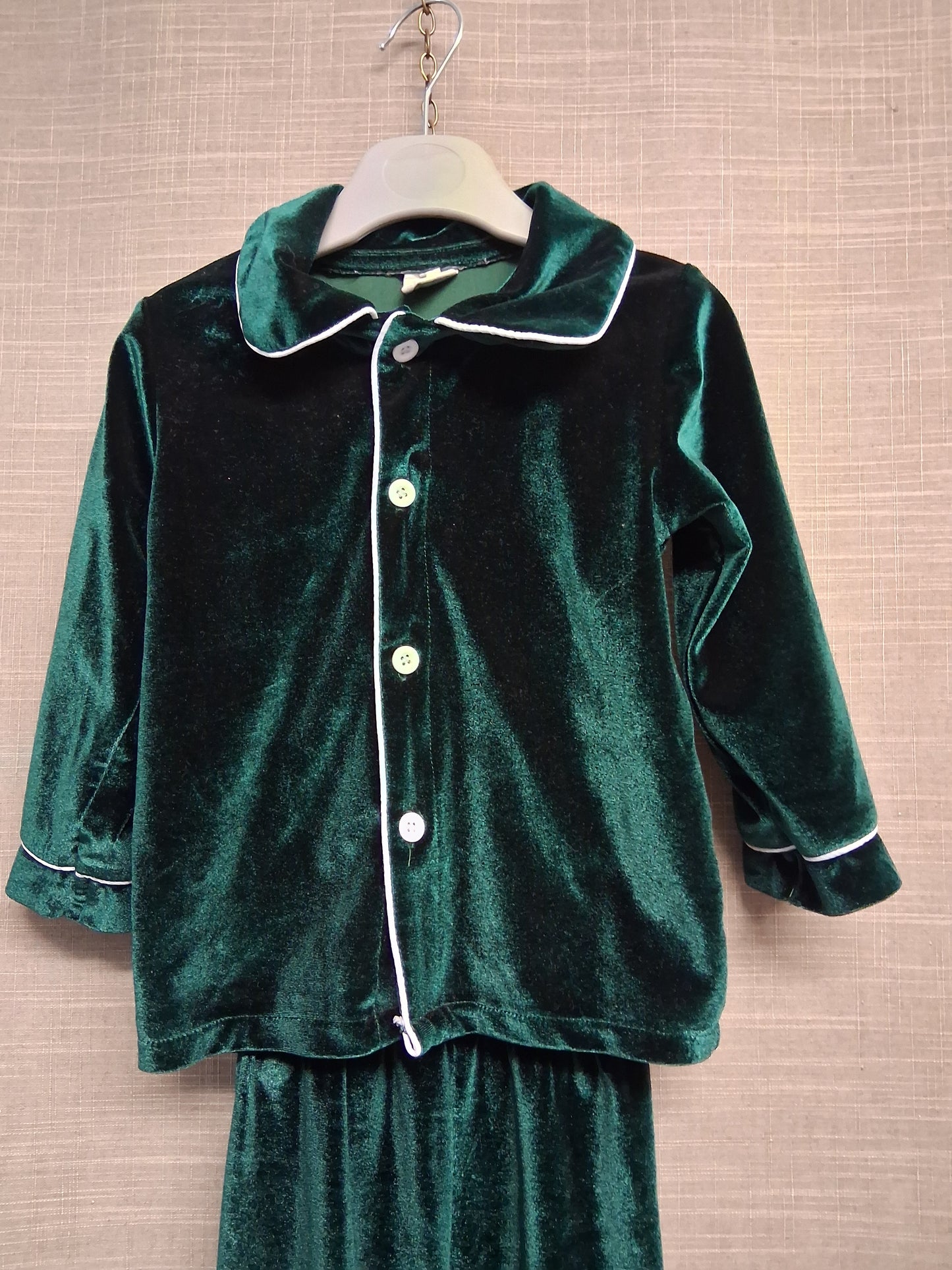 Shein Kids Green Velour Pyjamas PJs 2 Piece Set Age 2-3 Years