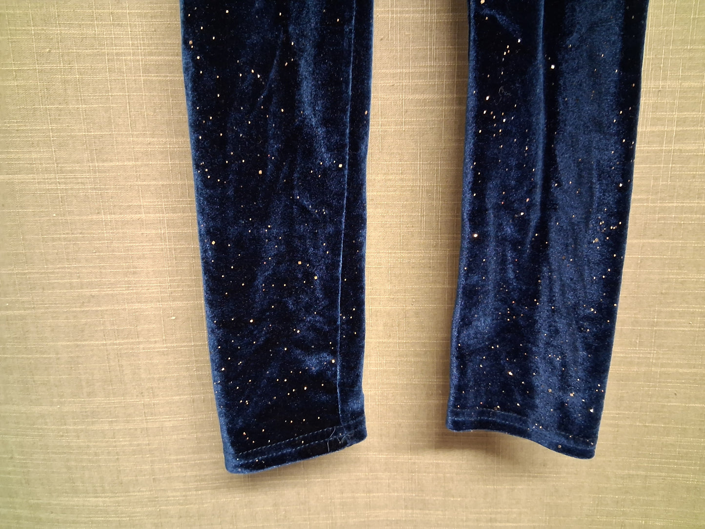 Little Kids Girls Blue Velour Glitterly Age 7-8 Years