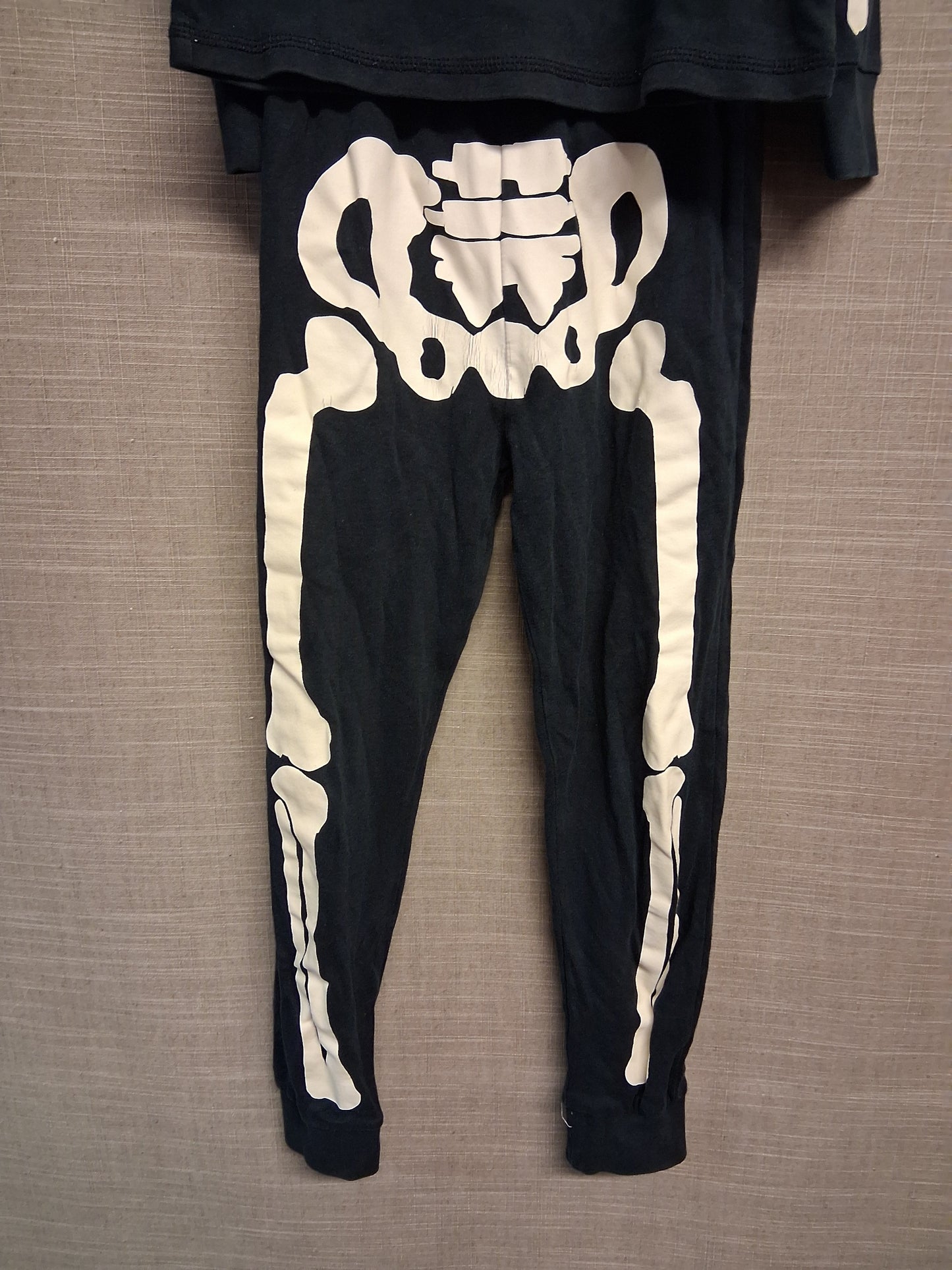 George Boys Skeleton Theme Halloween Black Tracksuit Sweater Joggers Age 6-7 Years