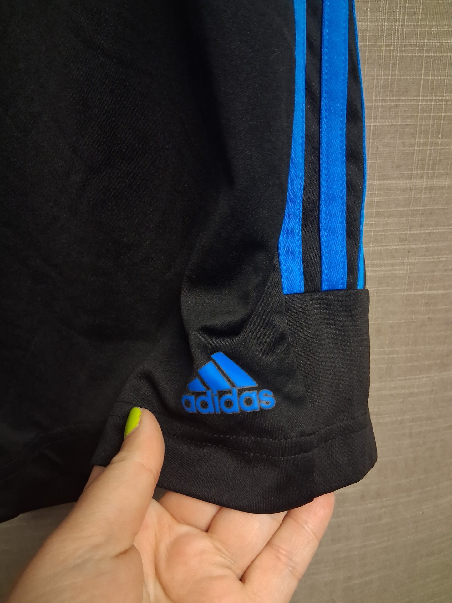 Adidas Boys Black Blue Stripe Shorts Age 13-14 Years