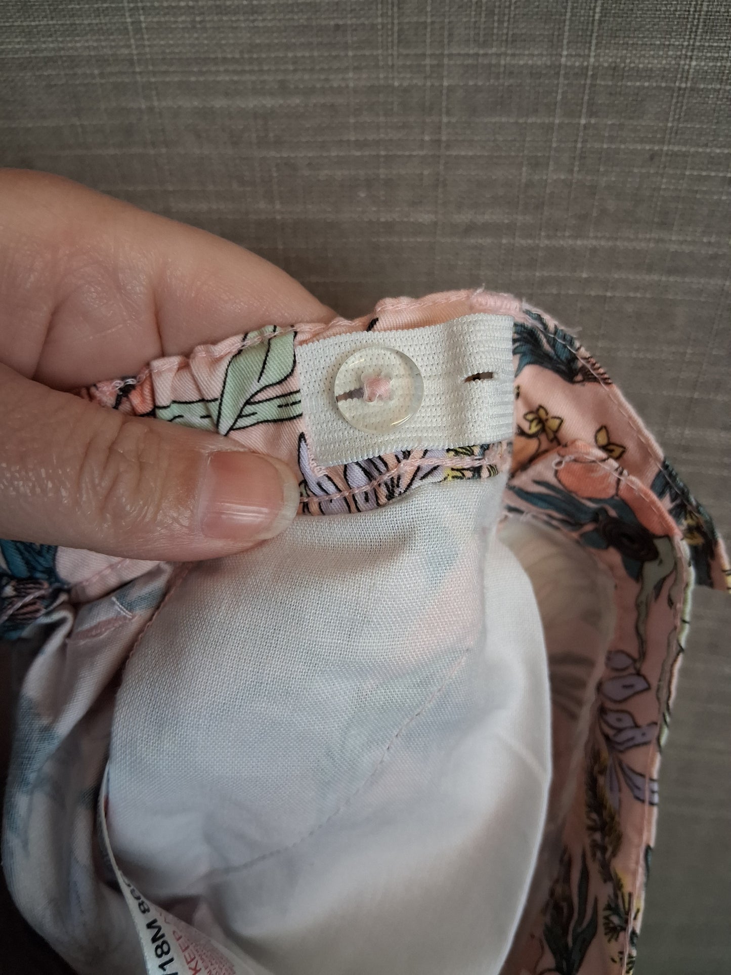Primark Girls Floral Pink Shorts Age 12-18 Months Adjustable Waist