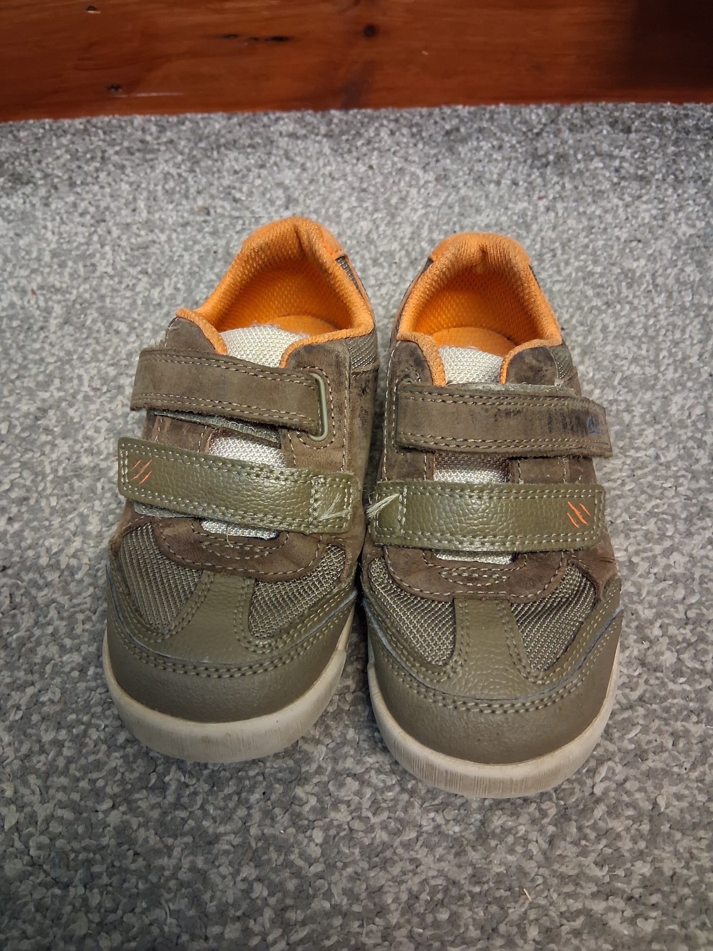 Clarks Stomposaurs Dino Theme Shoes Grey Brown Leather Double Strap Size 9F