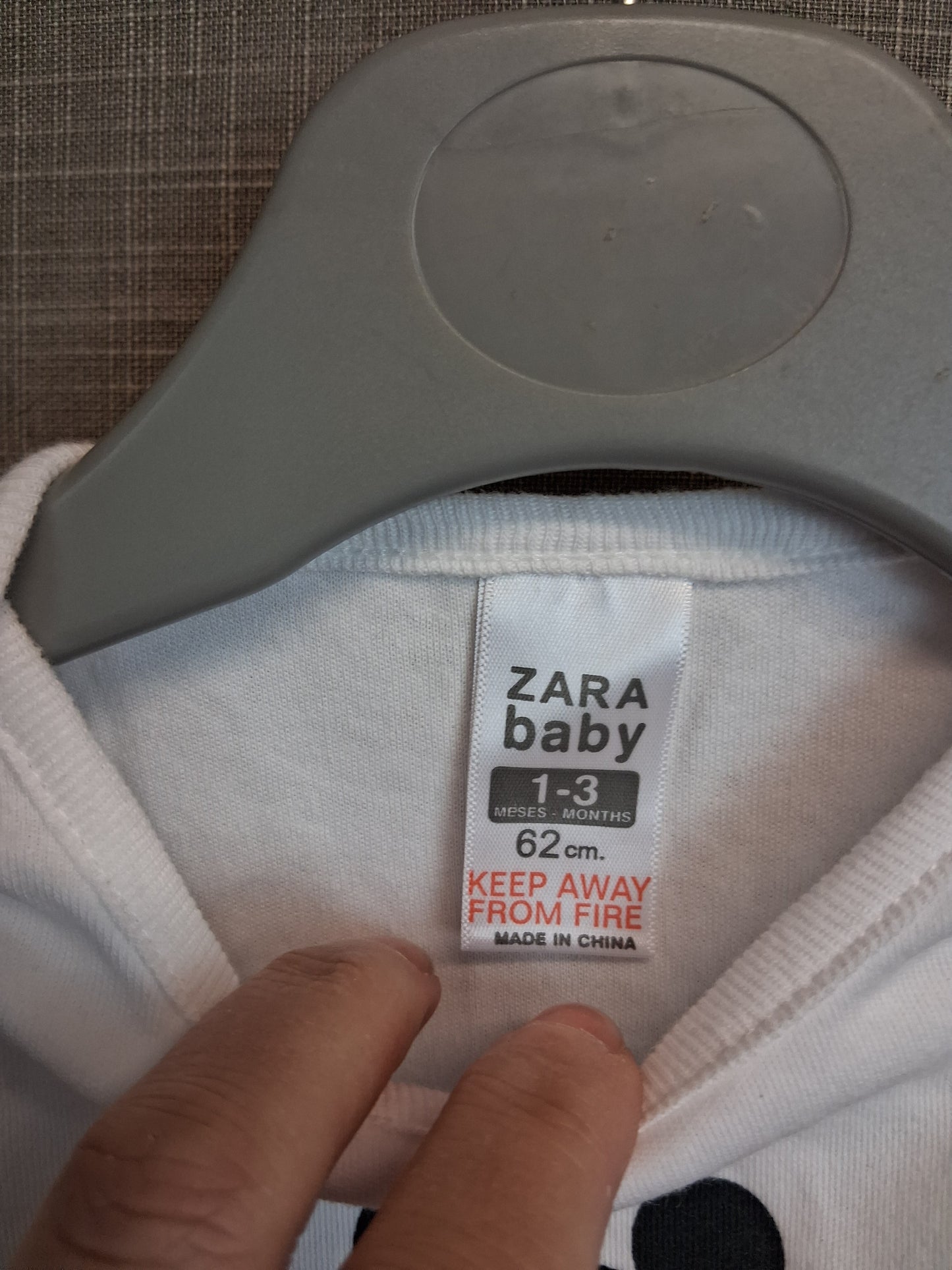 Zara Disney Boys Mickey Mouse Long Sleeve Bodysuit Age 0-3 Months