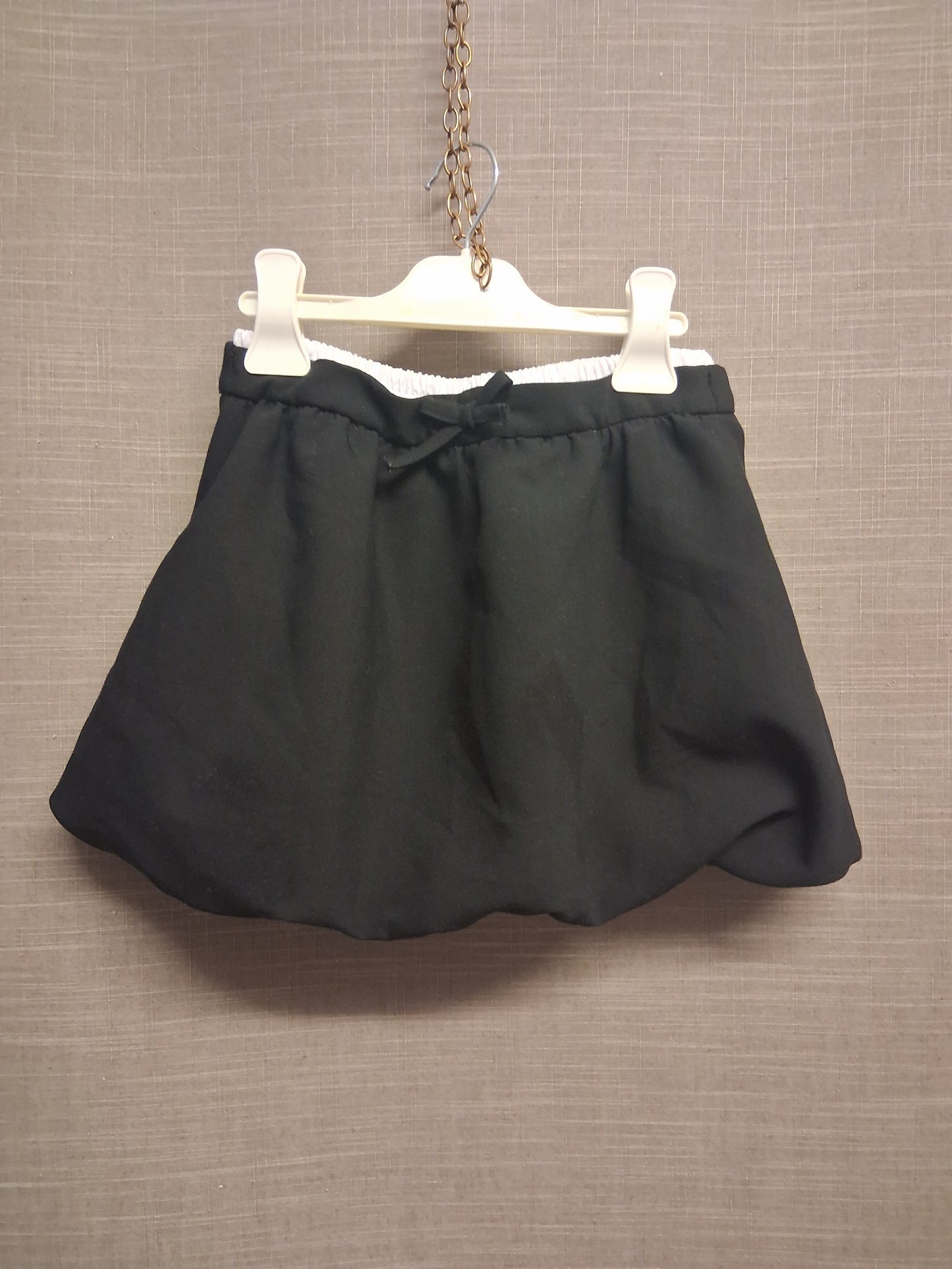 Zara Girls Black Puff Short Skirt Age 8 Years