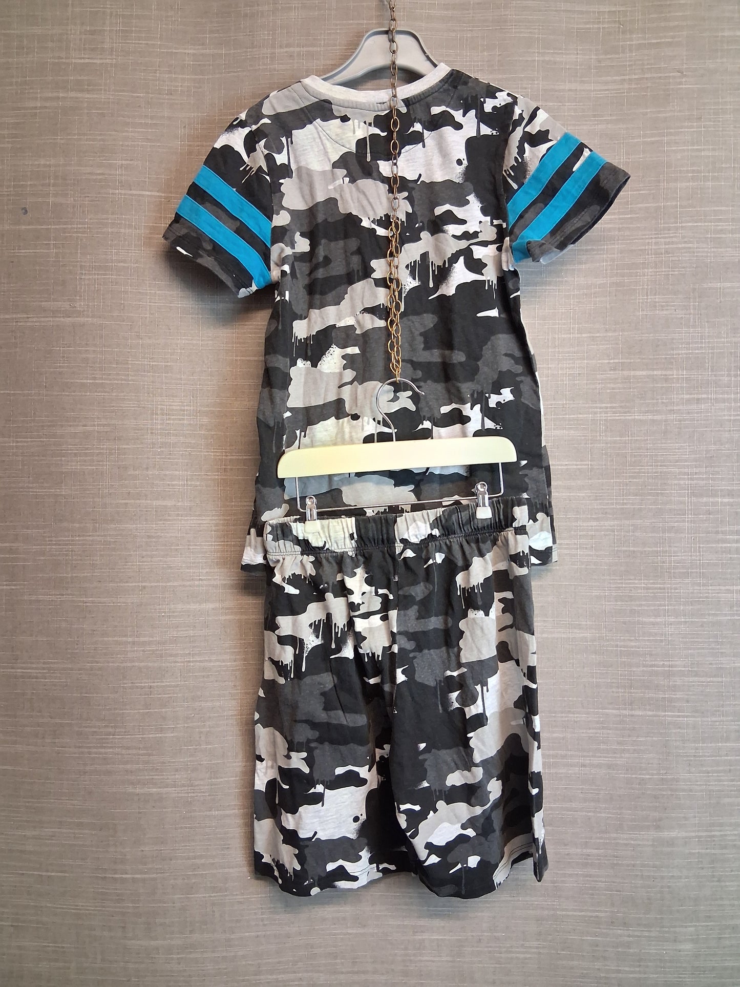 Marks and Spencer Pyjamas PJs 2 Piece Set Grey Camouflage T-Shirt Shorts Age 7-8 Years