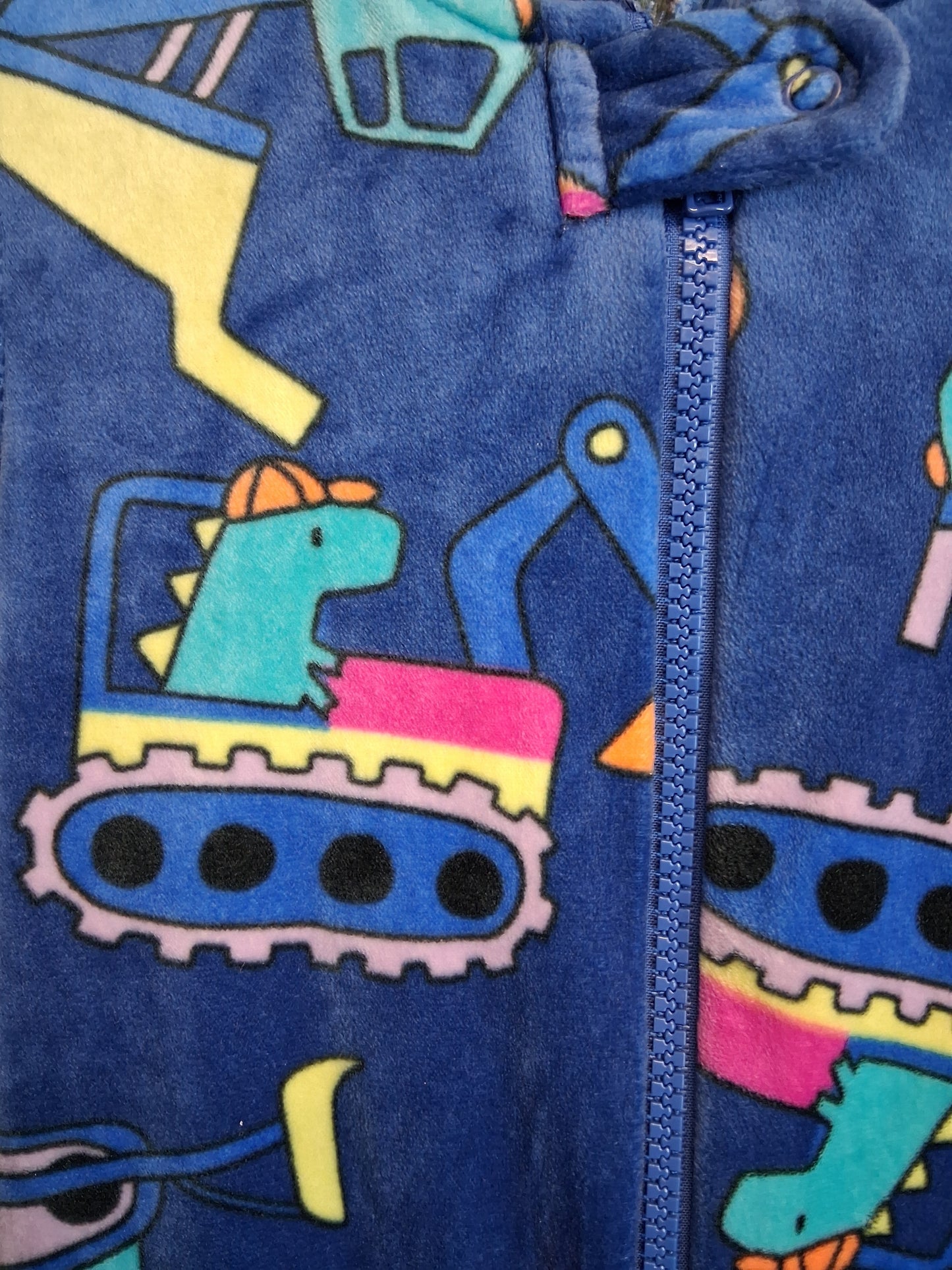 Matalan Boys Velour One Piece Sleepsuit Blue Diggers Themes Age 12-18 Months