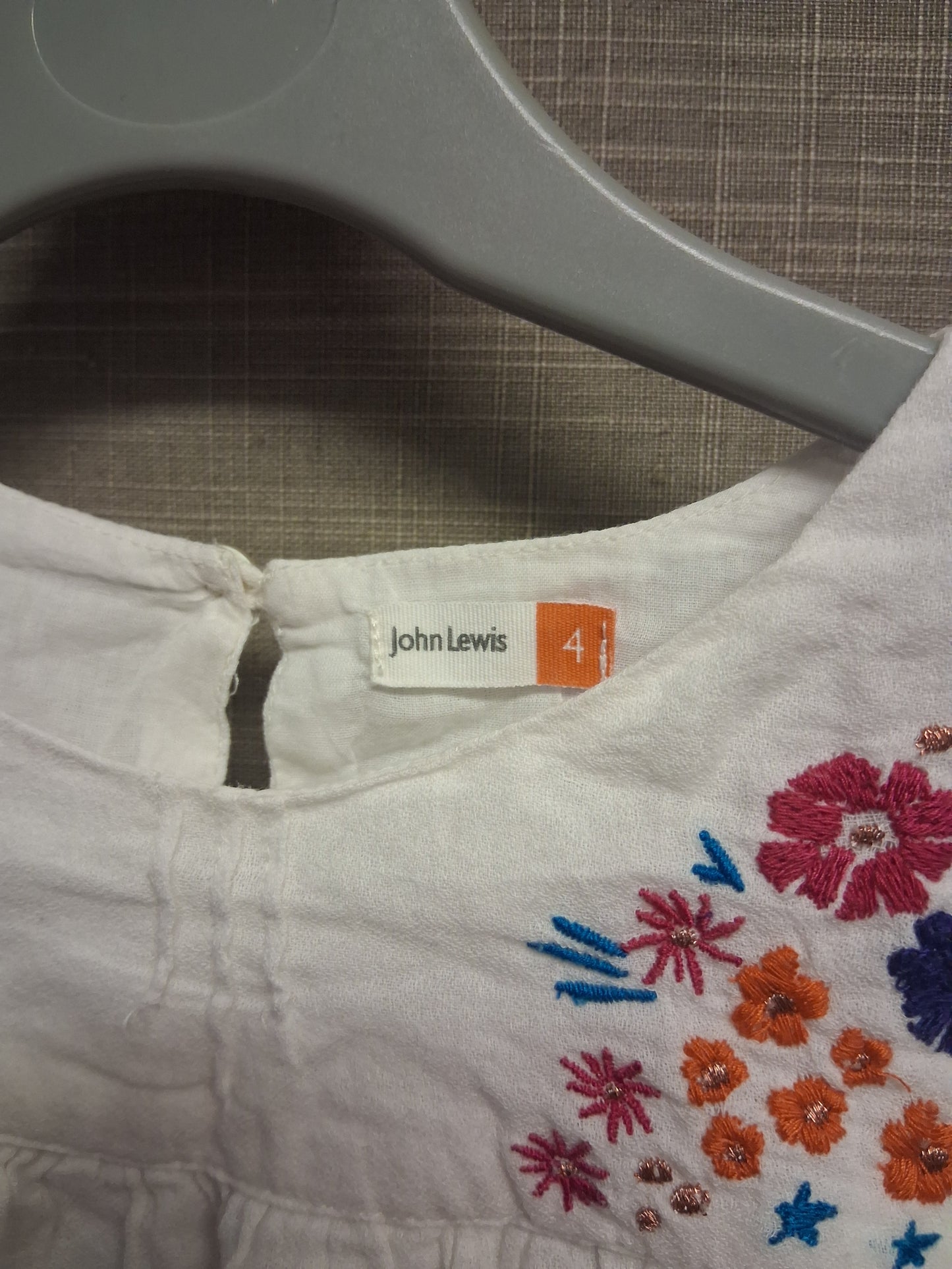 John Lewis Girls White Embroidered Floral Long Sleeve Top Age 4-5 Years