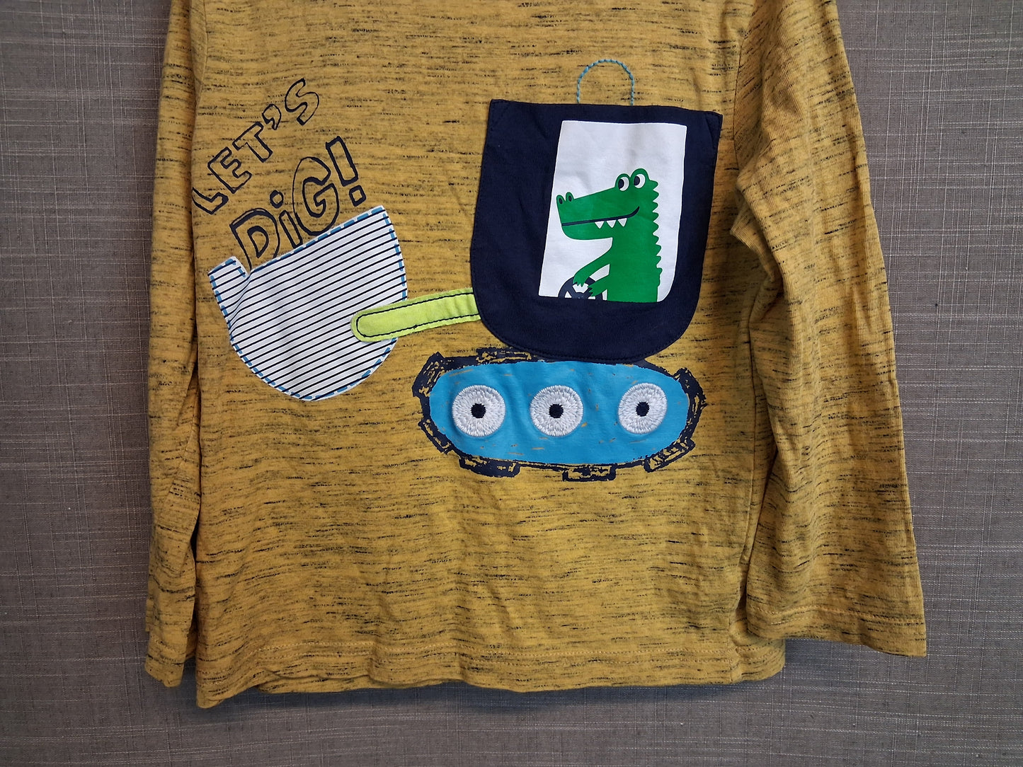 F&F Boys Yellow Long Sleeve T-Shirt Jersey Age 4-5 Years