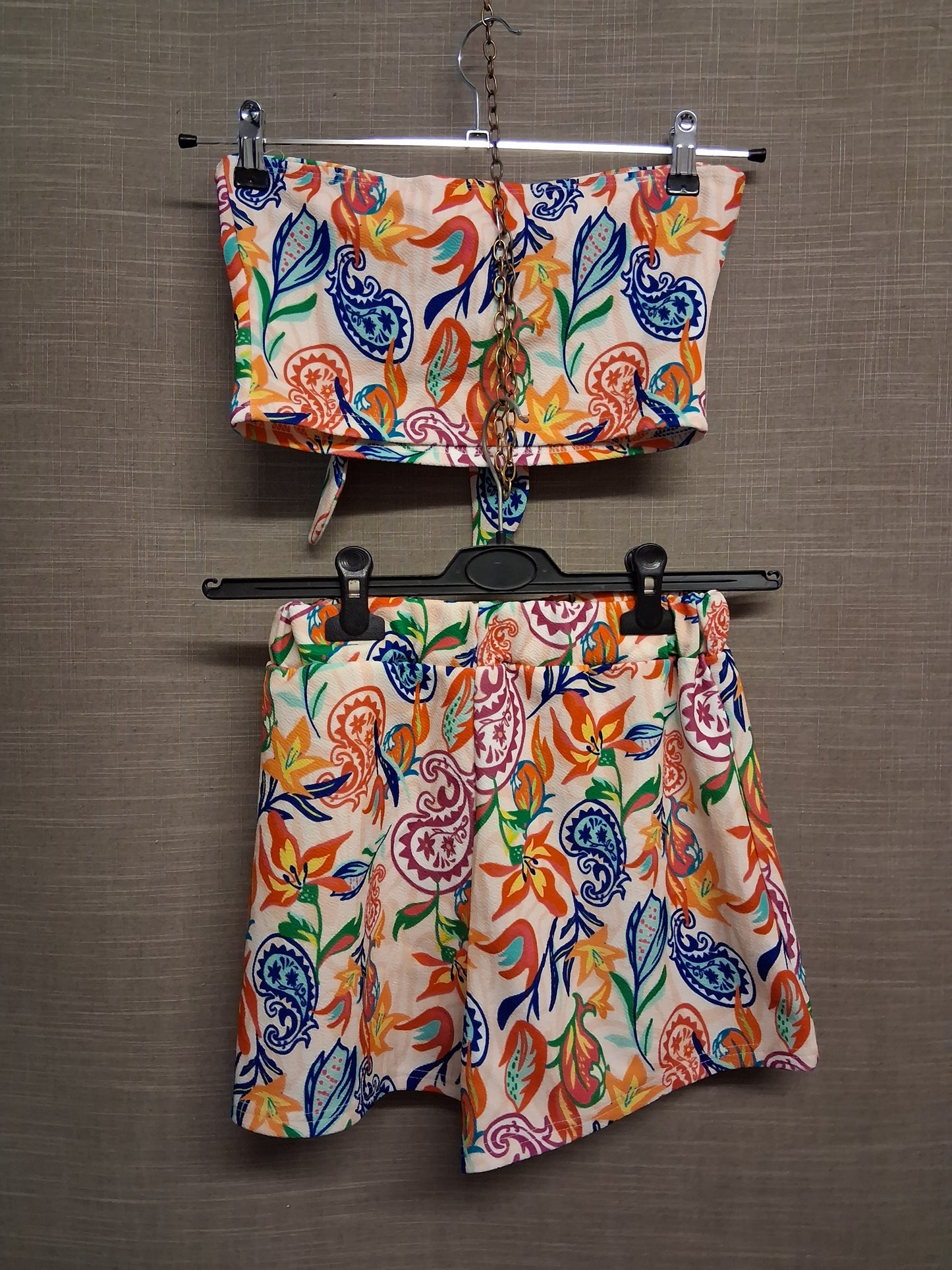 Shein Girls Multicolour Floral 2 Piece Outfit Bandeau Top with Shorts Age 15 Years