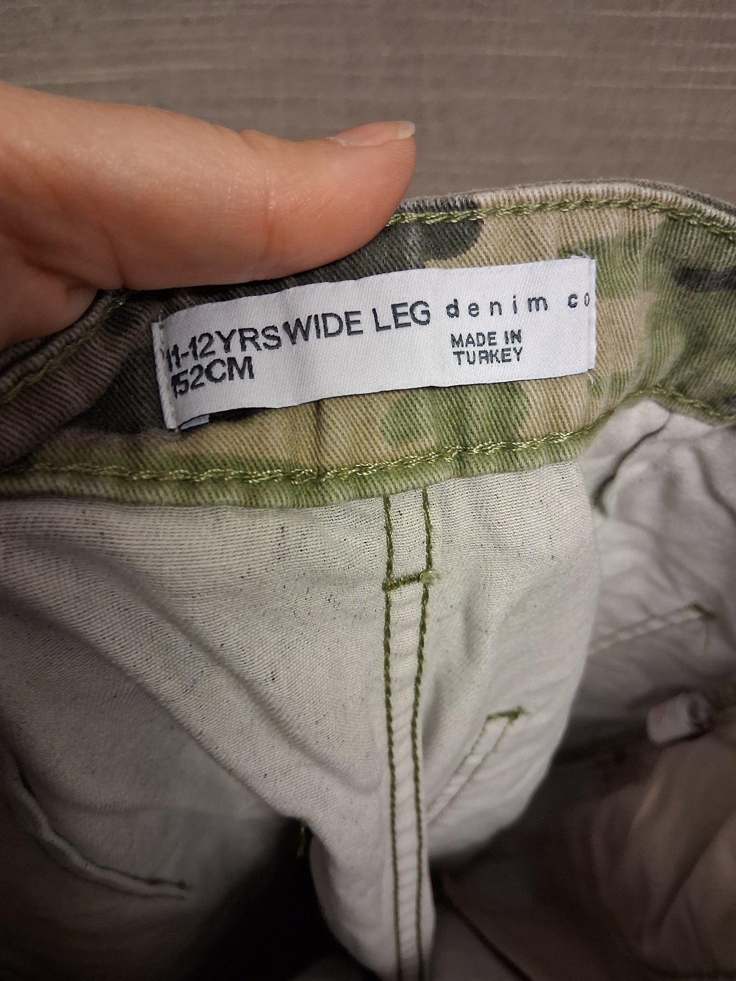 Primark Girls Camouflage Cargo Trousers Age 11-12 Years Green Mix