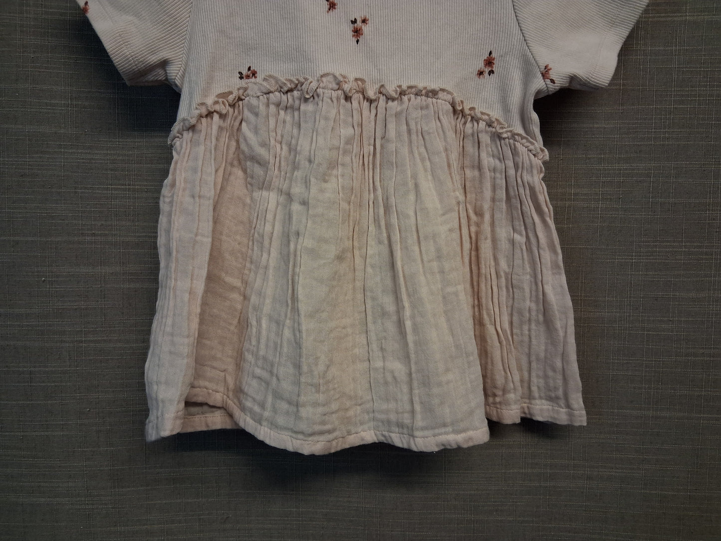 Next Girls Beige Floral Peplum T-Shirt Age 5-6 Years