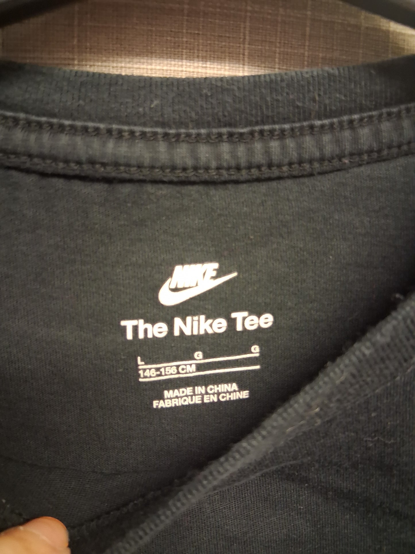 Nike Air Crop Black T-Shirt Short Sleeve Age 11-13 Years