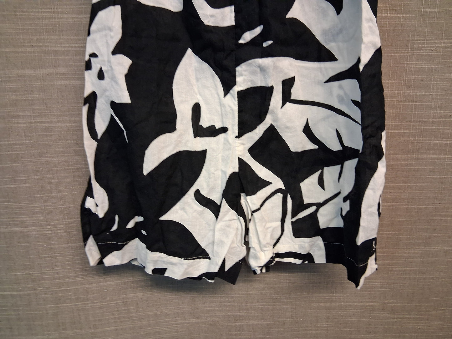 F&F Black White Floral Playsuit 100% Cotton Sleeveless Age 6-7 Years