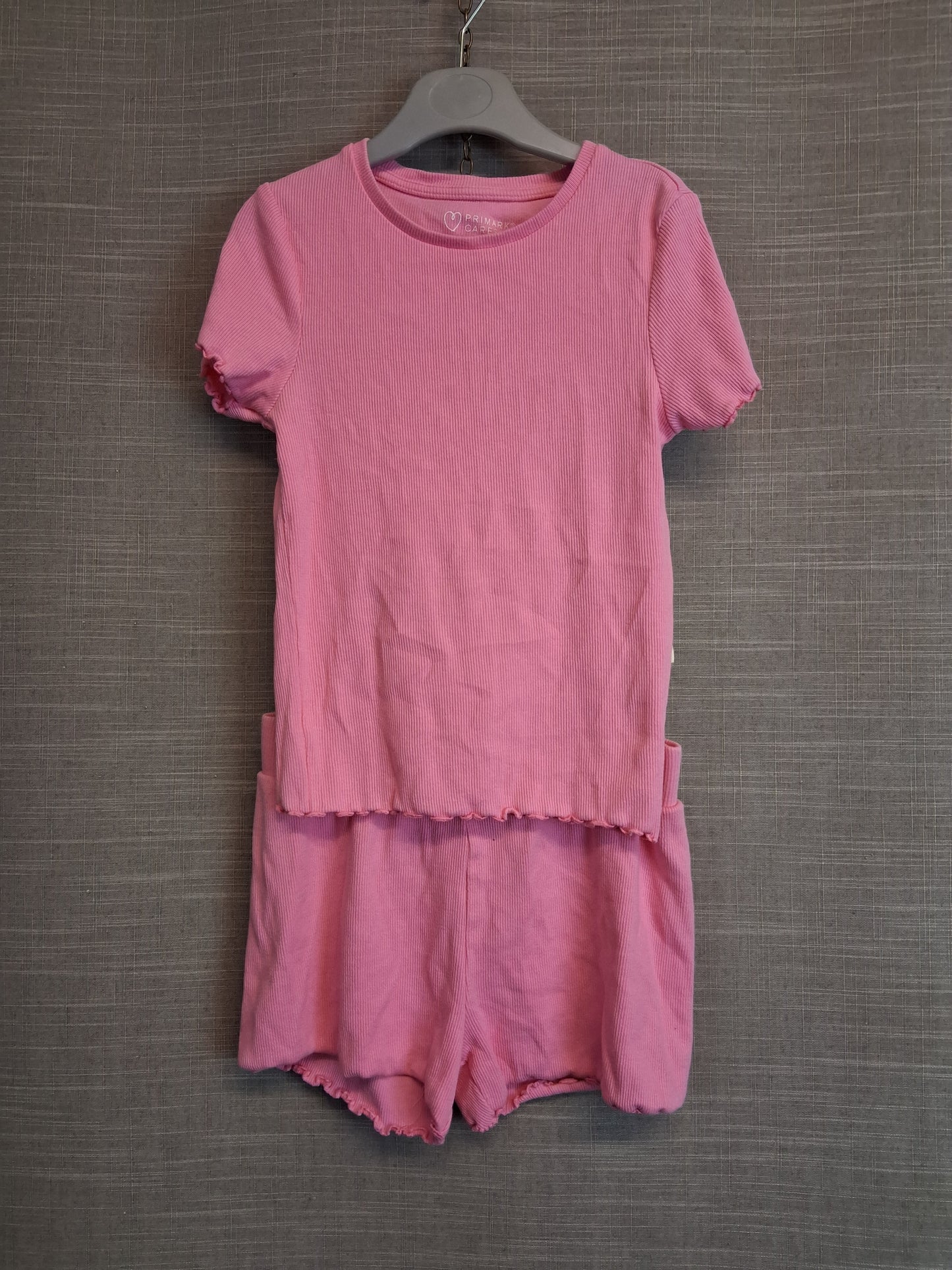 Primark 2 Piece Outfit Pink T-Shirt and Shorts Age 6-7 Years