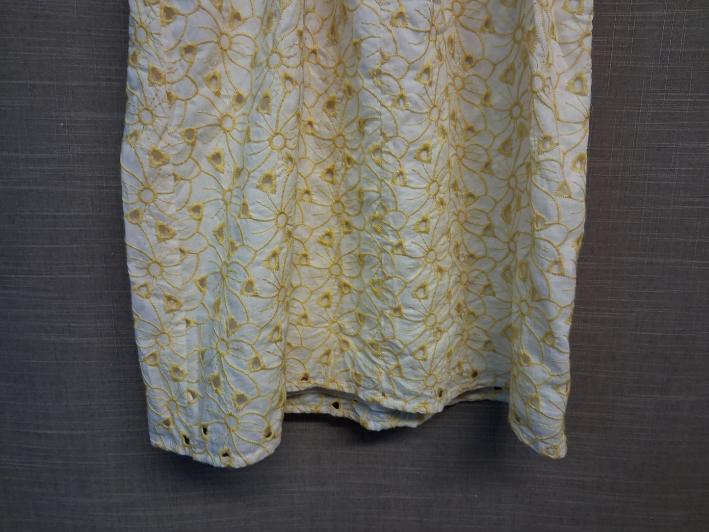 Primark Girls Brodiere Anglaise Yellow Floral Dress Age 6-7 Years