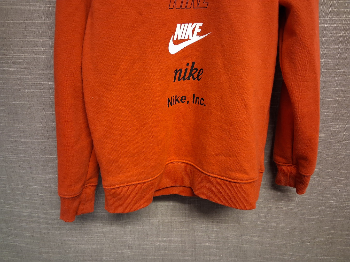 Nike Boys Red Hoodie Spellout Jersey Long Sleeve Age 5-6 Years