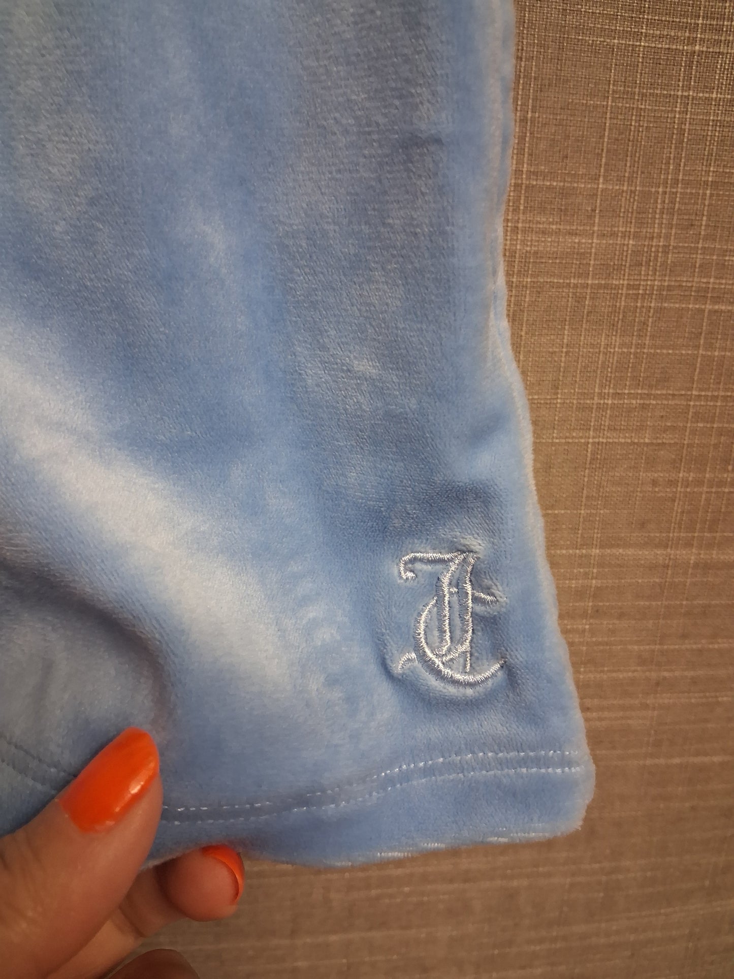 Juicy Couture Girls Powder Blue Velour Shorts Age 9-10 Years