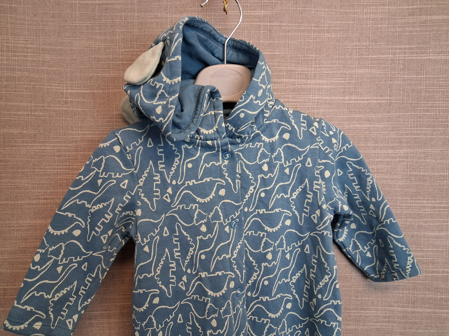 Primark Boys Dinosaur Theme All in One With Hood Age 3-6 Months