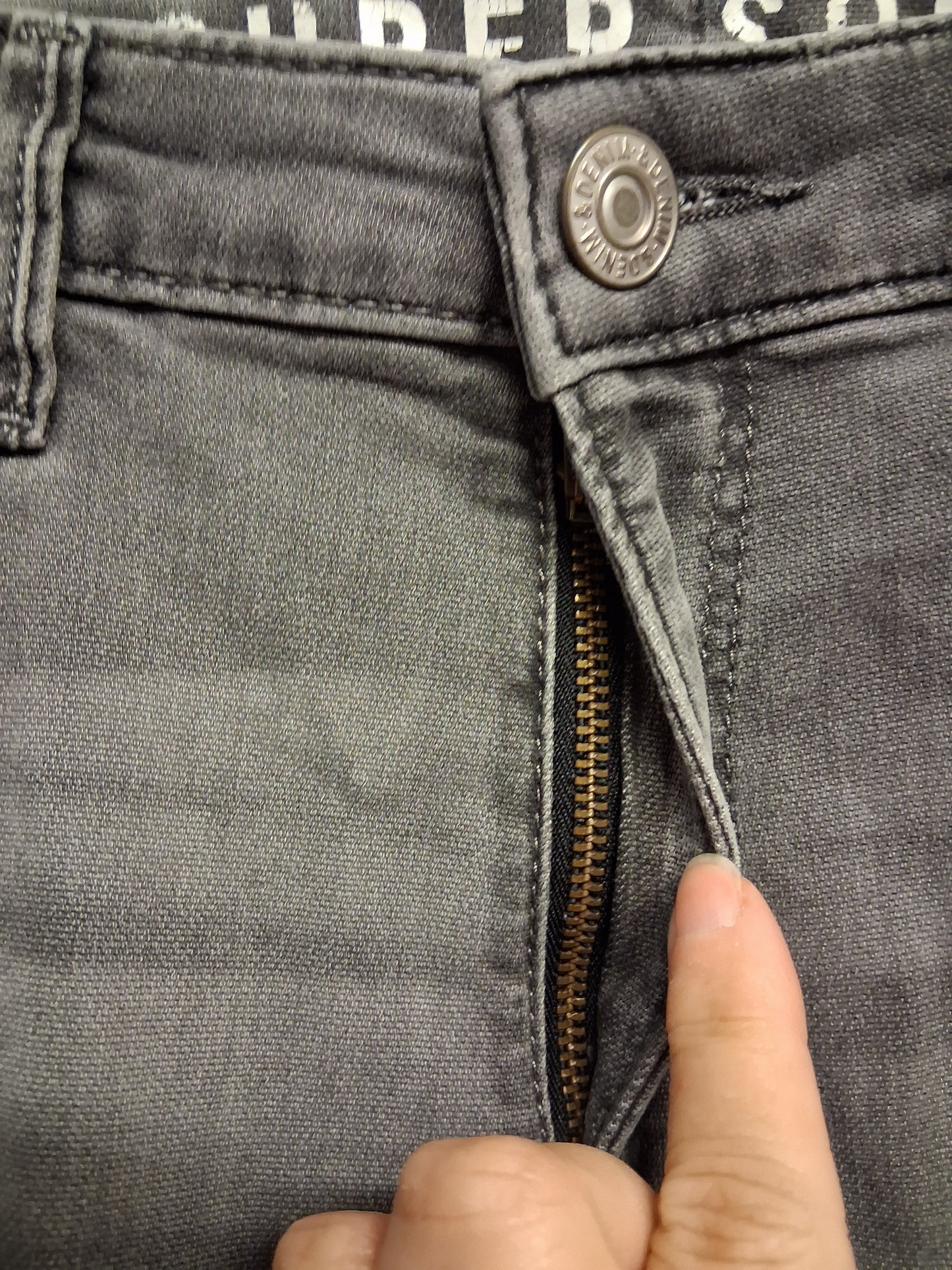 H&M Boys Super Soft Grey Denim Skinny Fit Jeans Age 13 -14 Years