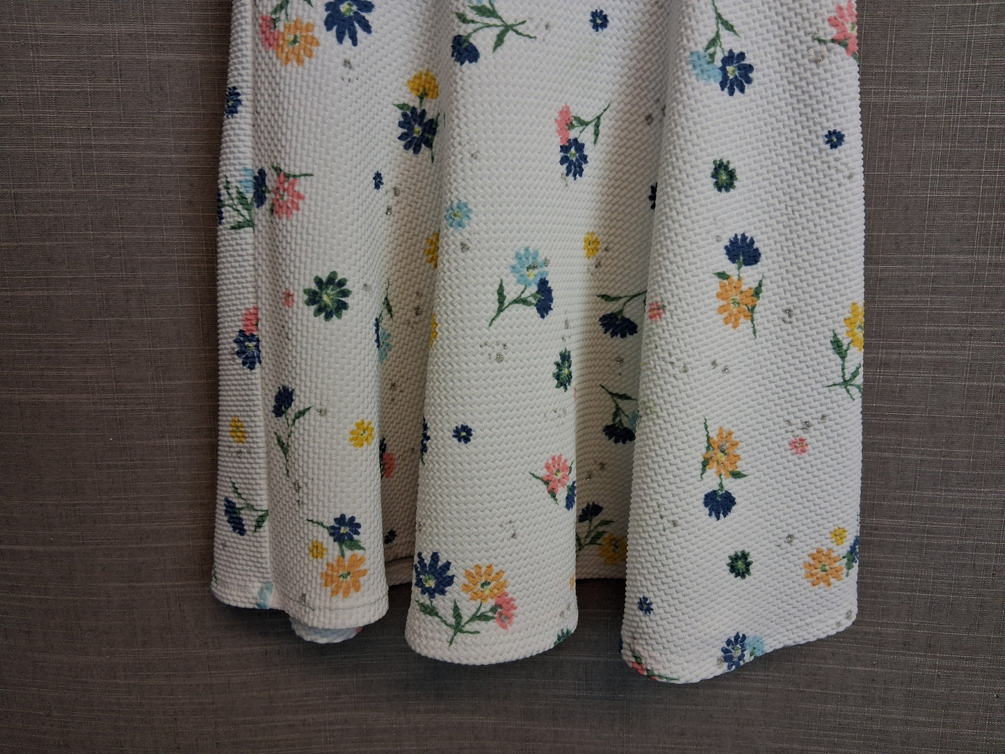 Primark Girls Cream Floral Short Sleeve Dress Age 6-7 Years