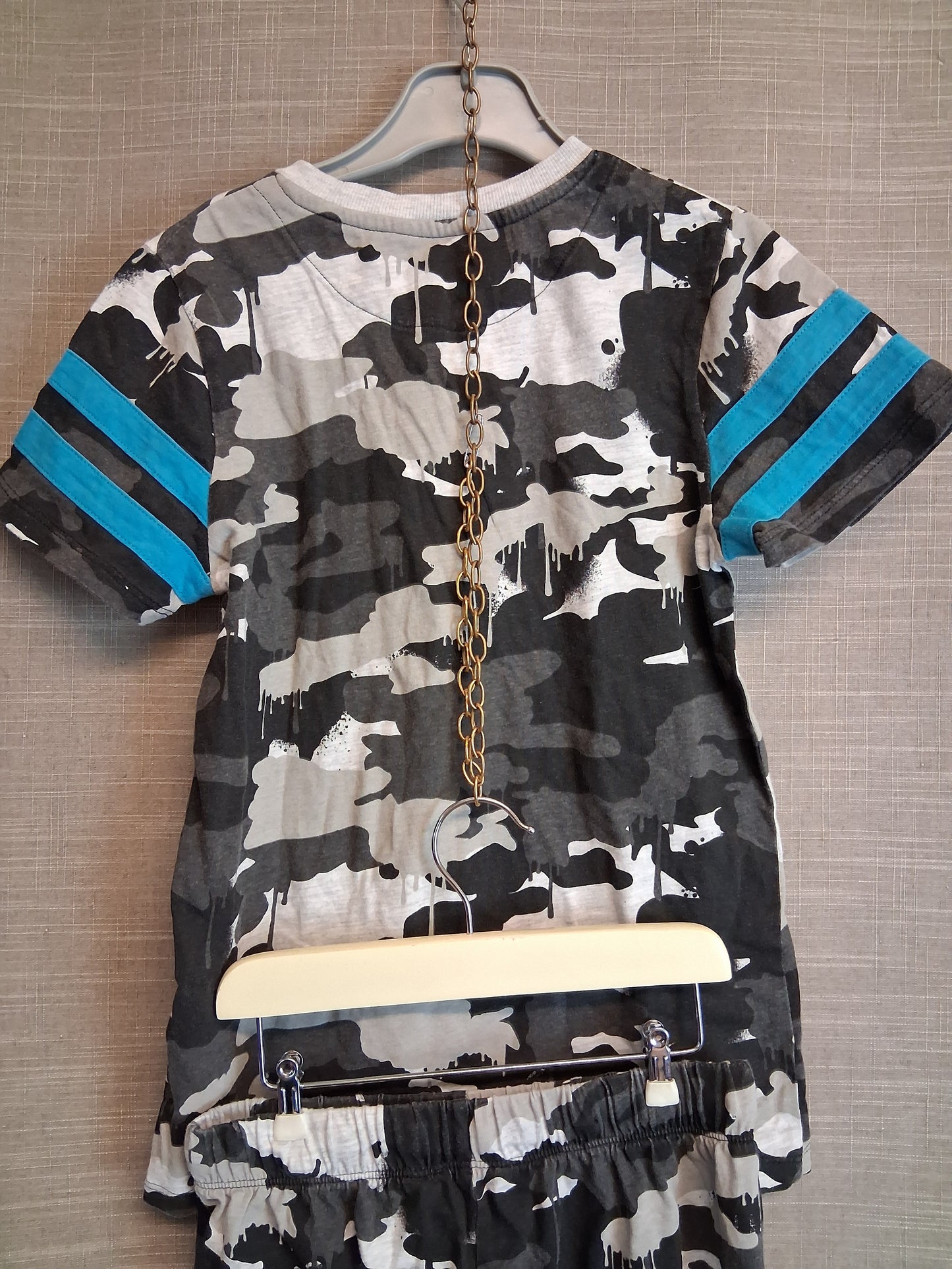 Marks and Spencer Pyjamas PJs 2 Piece Set Grey Camouflage T-Shirt Shorts Age 7-8 Years