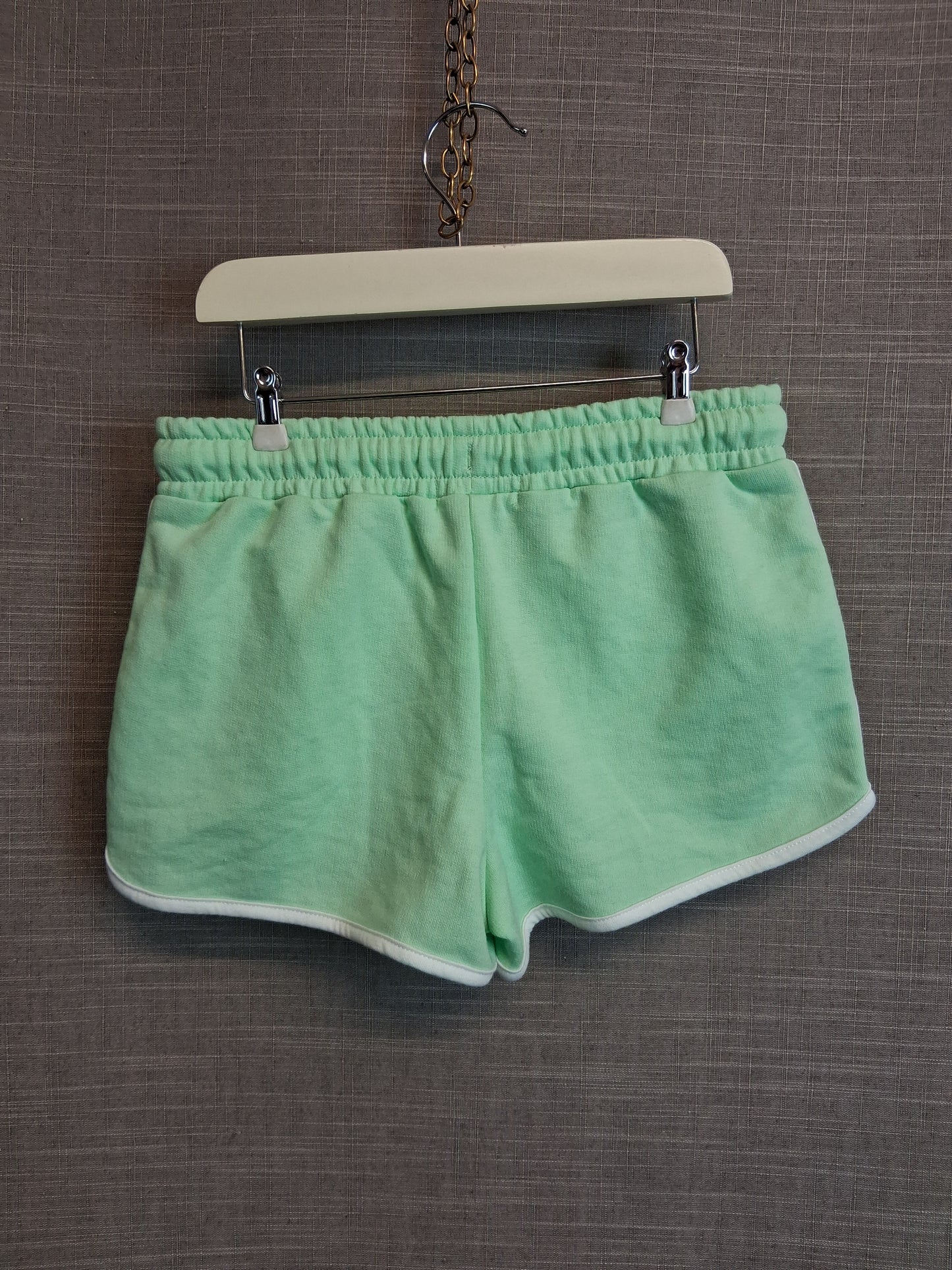 Primark Girls Green Jersey Shorts Age 8-9 Years New