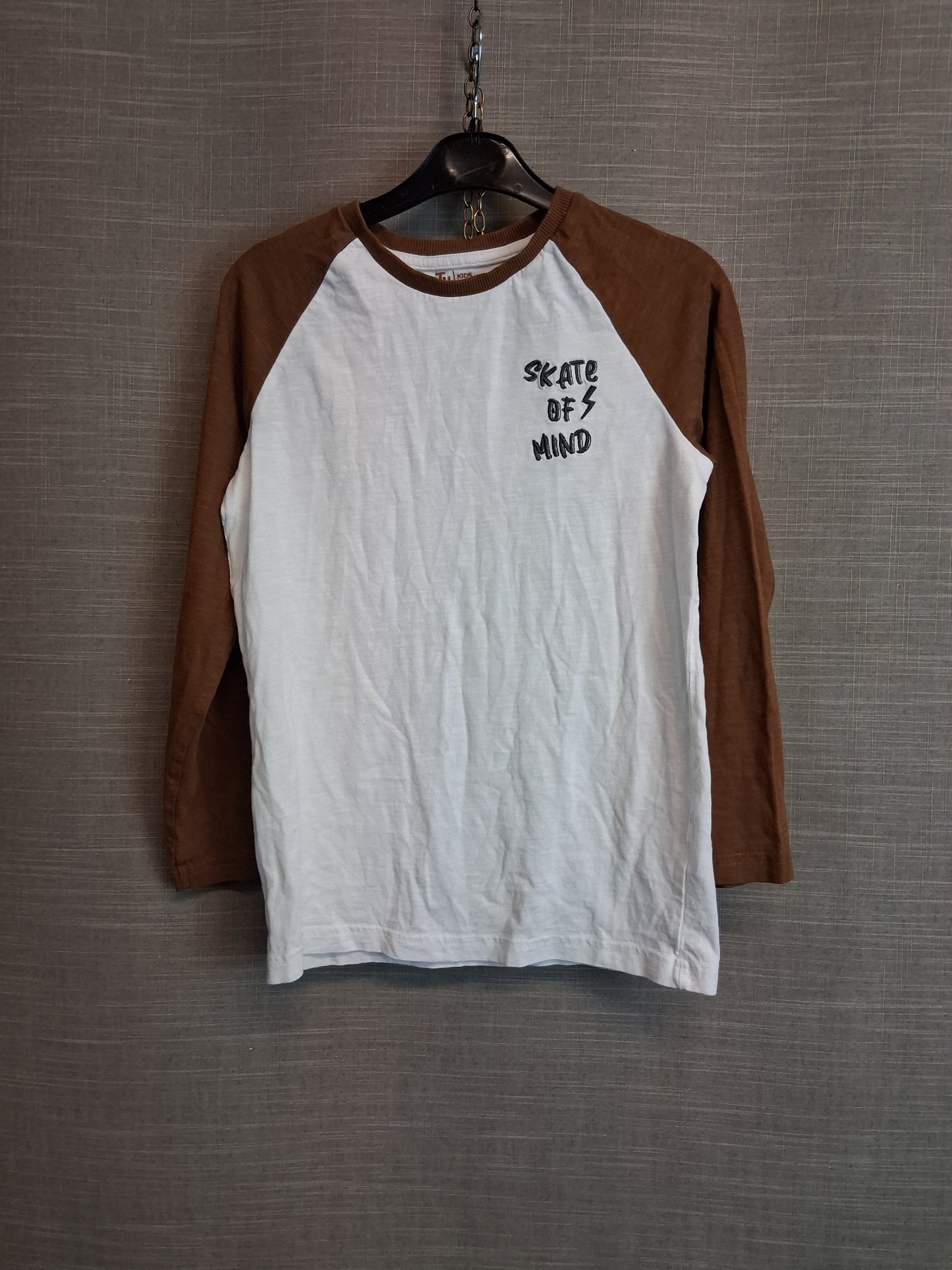 TU Boys Skater Style Long Sleeve T-Shirt Age 9 Years White Brown