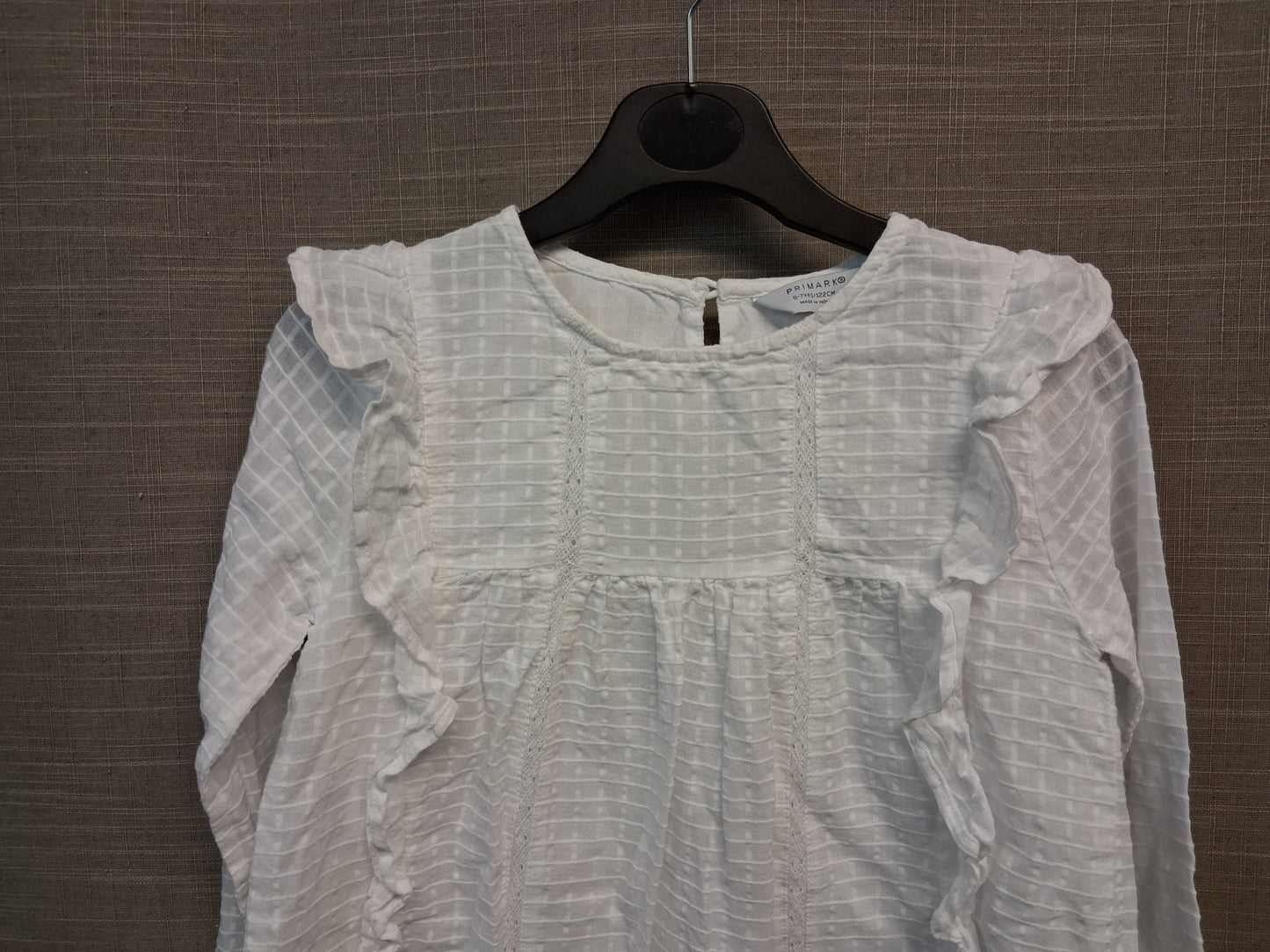 Primark Girls White Long Sleeve Blouse Ruffle Trim Top Age 6-7 Years