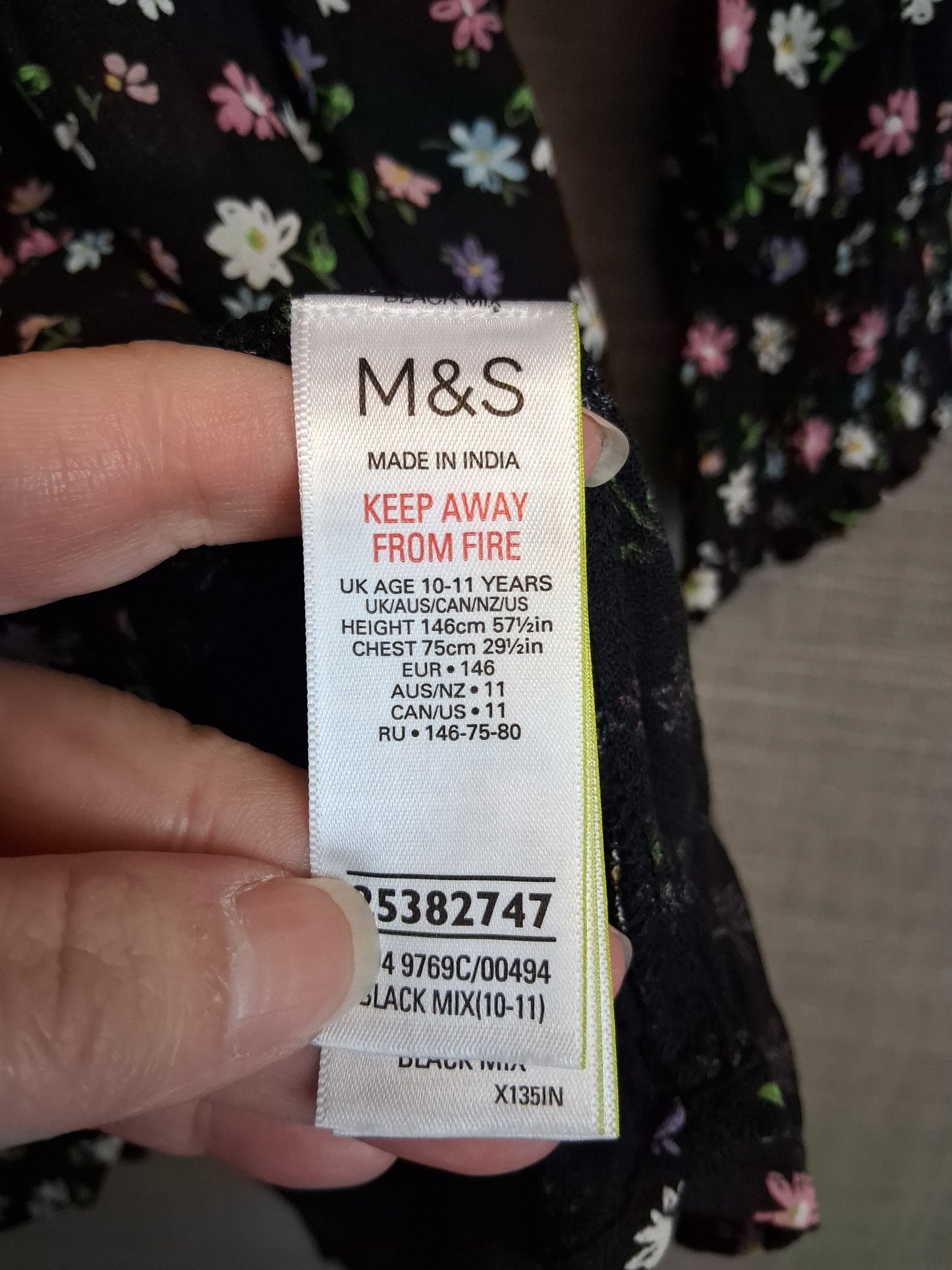 Marks and Spencer Girls Black Floral Long Sleeve Dress Age 10-11 Years