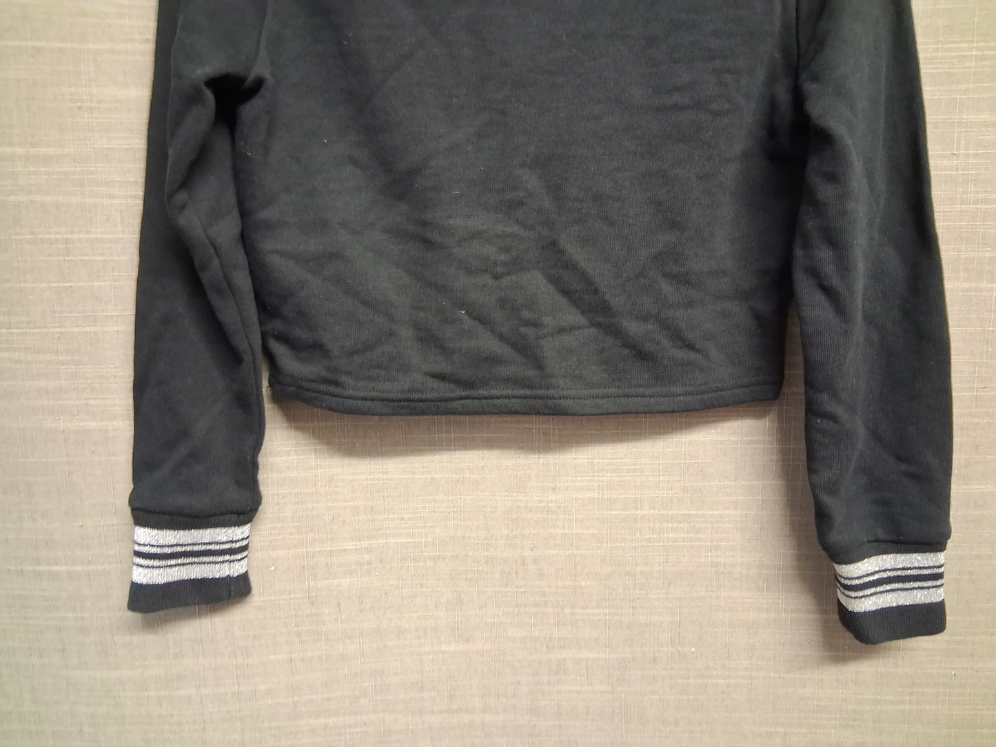 Juicy Couture Girls Black Cropped Sweater Long Sleeve Age 7/8 years