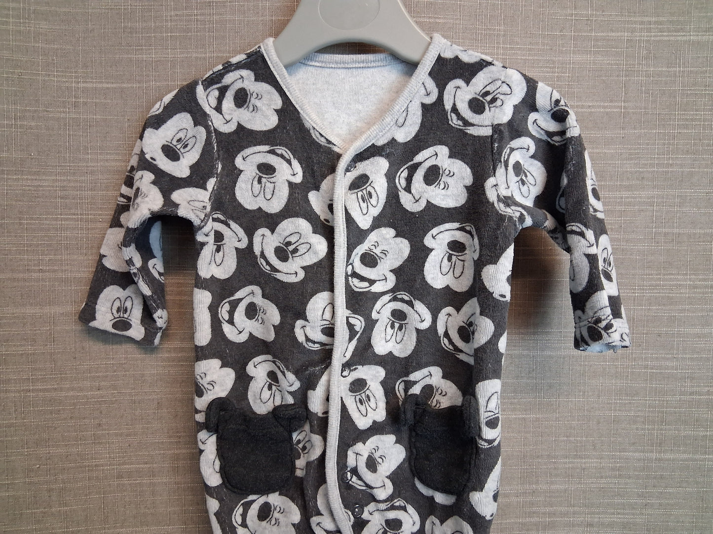 Disney Boys Grey Mickey Mouse Sleepsuit Romper Age 0-3 Months