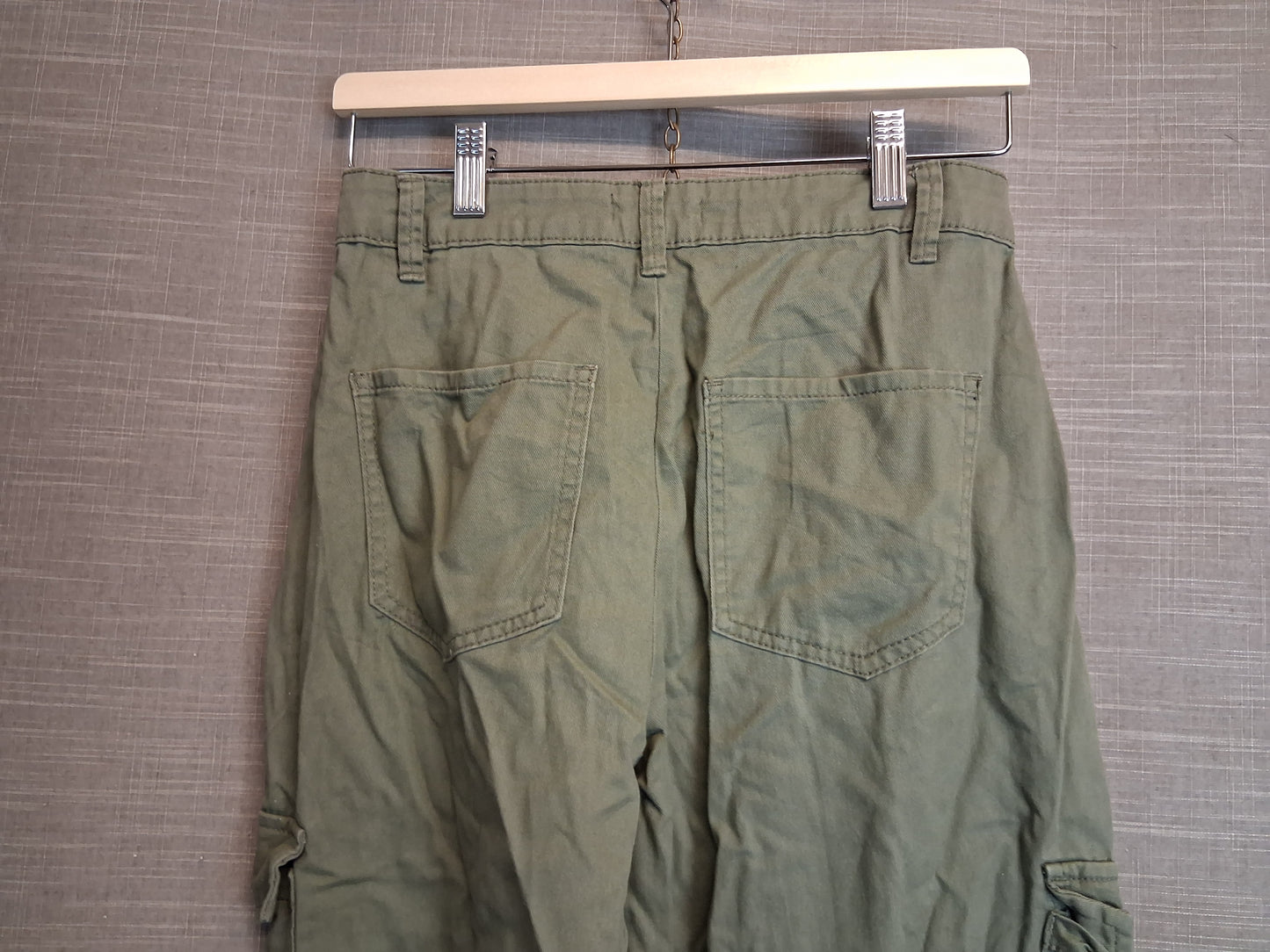 New Look Girls Cargo Trousers Khaki Green Age 13 Years