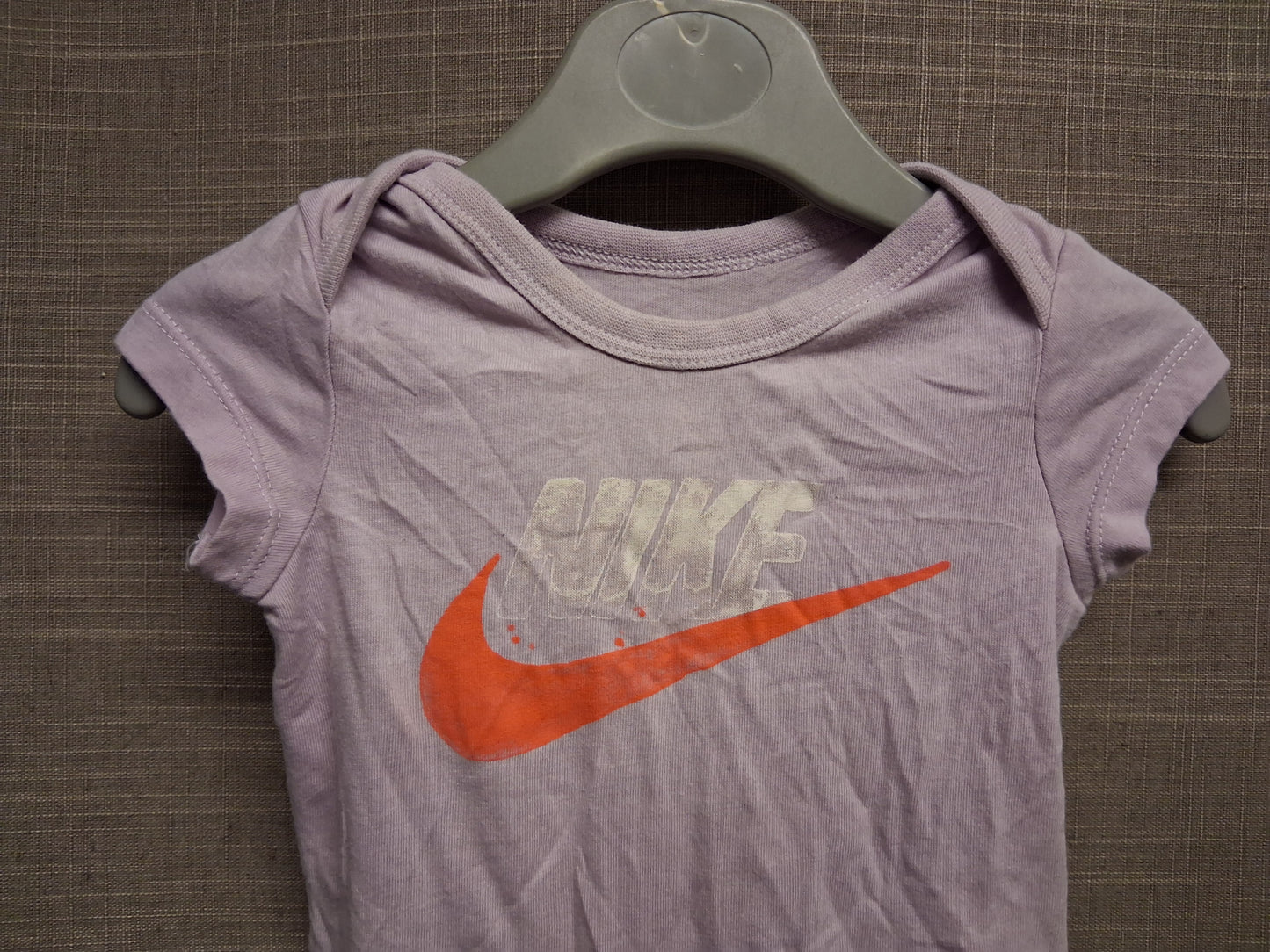 Nike Girls Lilac Short Sleeve Bodysuit Age 6 Months
