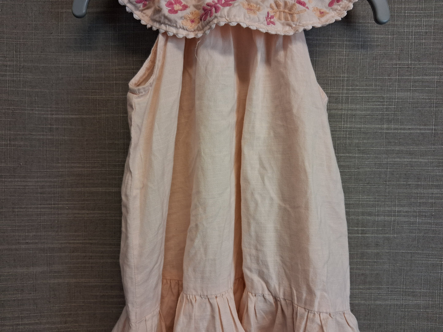 H&M Girls Peach Sleeveless Dress Age 9-12 Months Embroidered Floral Collar