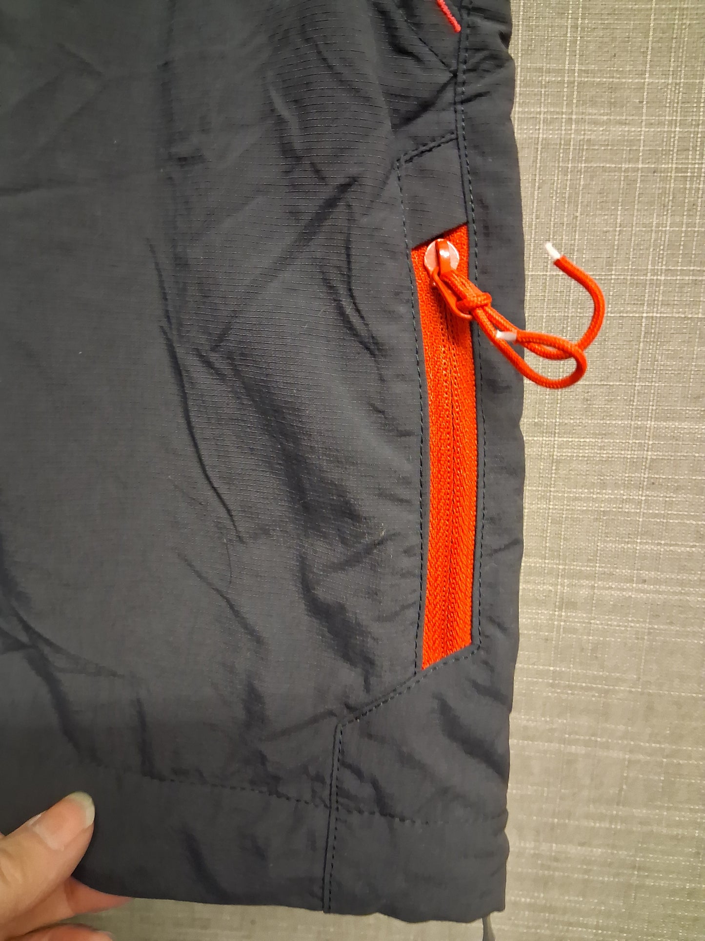 Decathlon Boys Grey Walking Hiking Shorts Age 5-6 Years