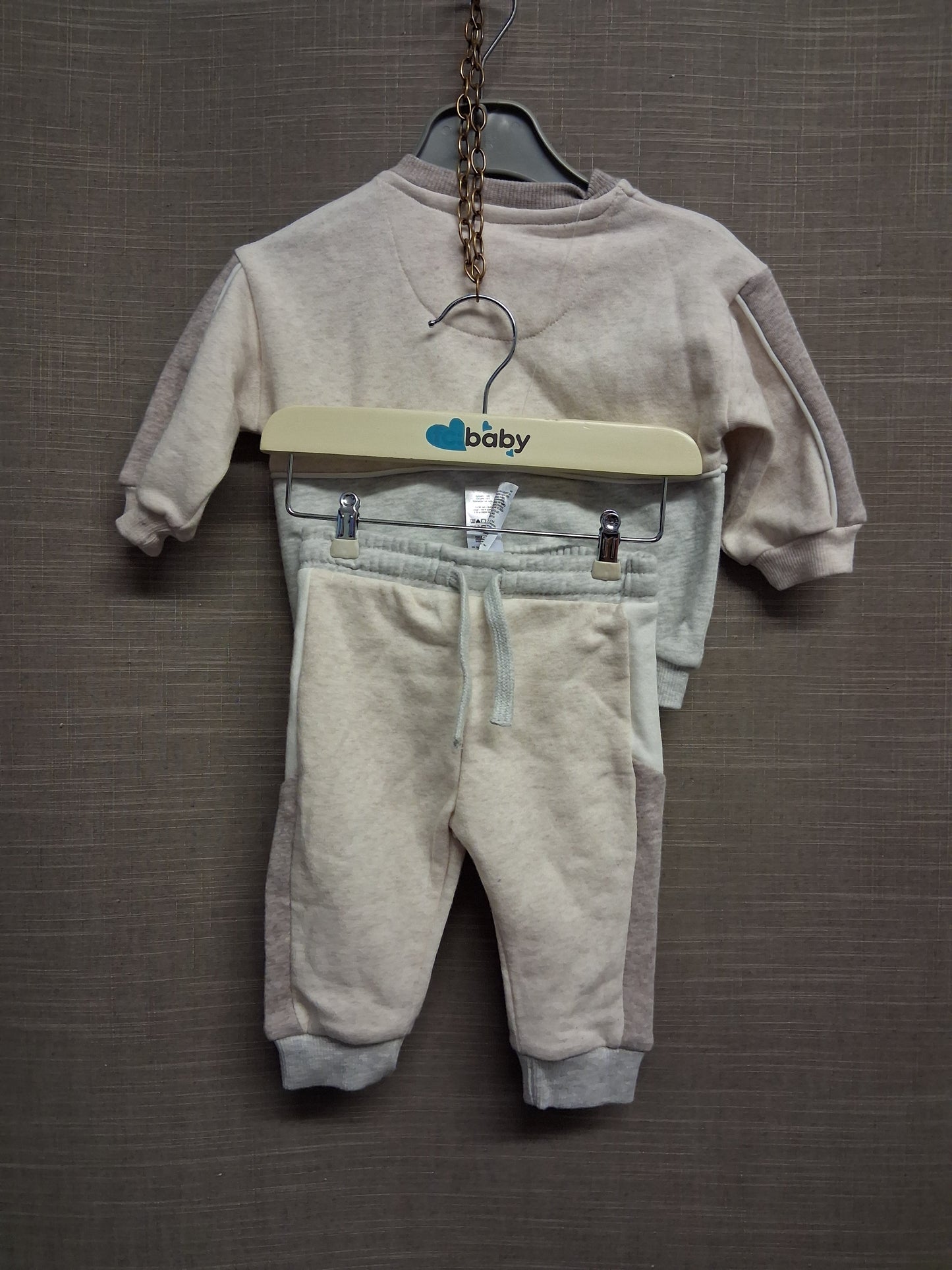 F&F Boys 2 Piece Jog Tracksuit Beige and Grey Age 0-3 Months New