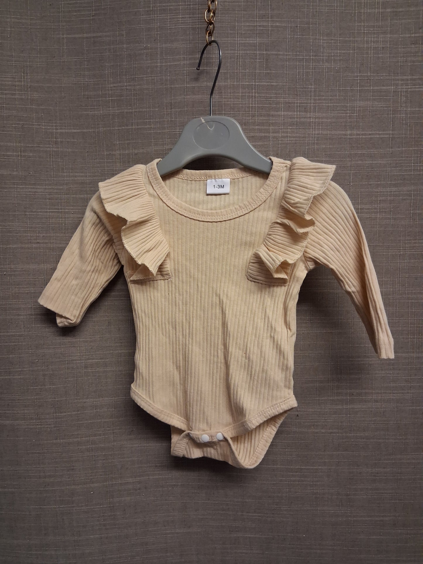 Shein Girls Bodysuit Beige Frill Long Sleeve Age 1-3 Months