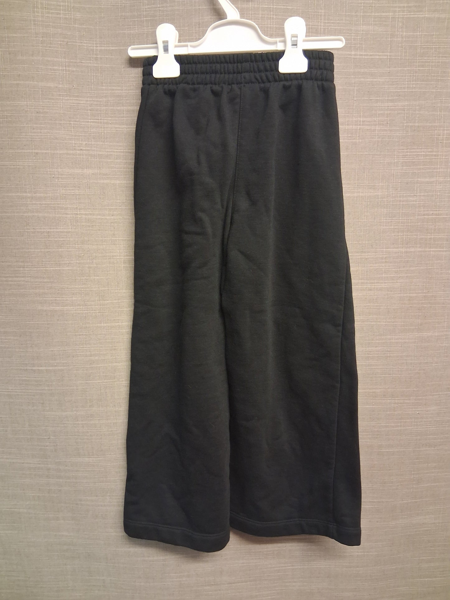 Nike Girls Black Wide Leg Jersey Joggers Age 5-6 Years