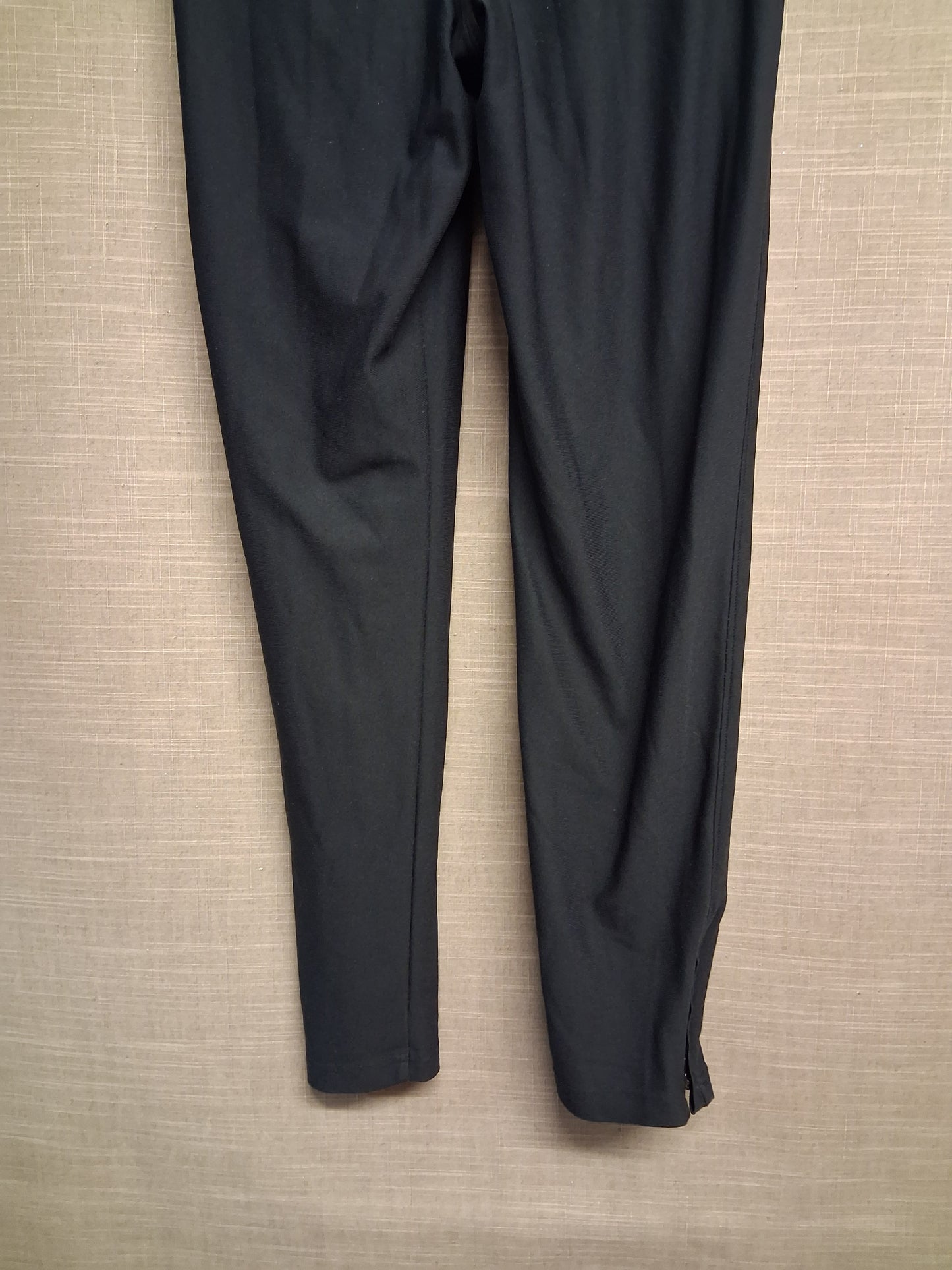 Under Armour Black Joggers Loose Fit Youth XL Age 13-14 Years